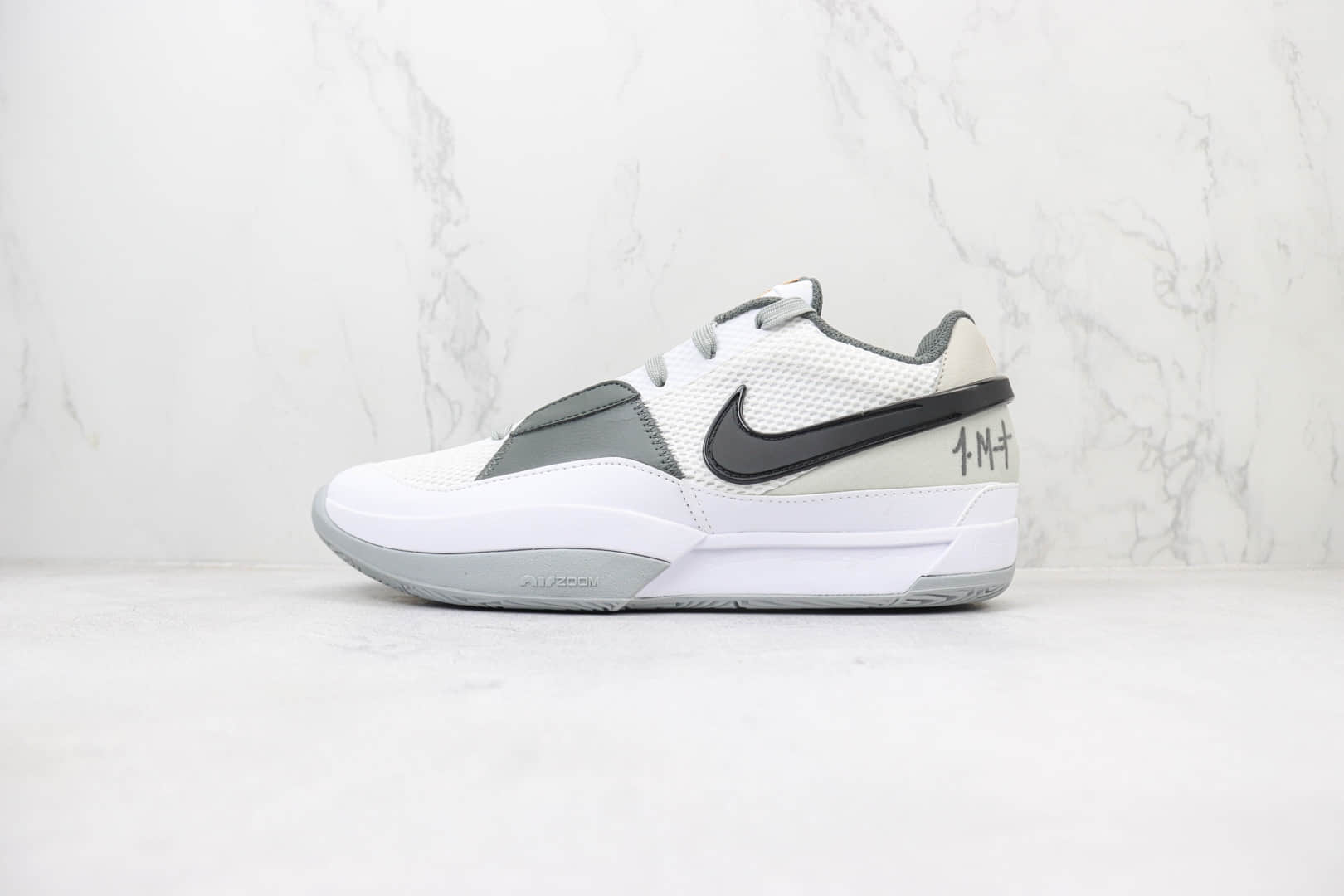 耐克Nike JA1 “Phantom”纯原版本莫兰特一代白灰色实战篮球鞋 莆田耐克工厂 货号：DR8786-100