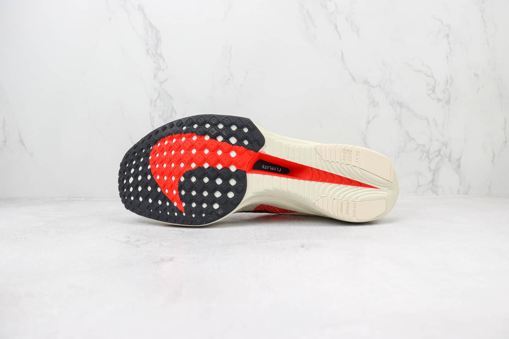 耐克Nike ZoomX Vaporfly Next% 3纯原版本破2三代白红色马拉松跑鞋 莆田耐克代理 货号：FD6556-100