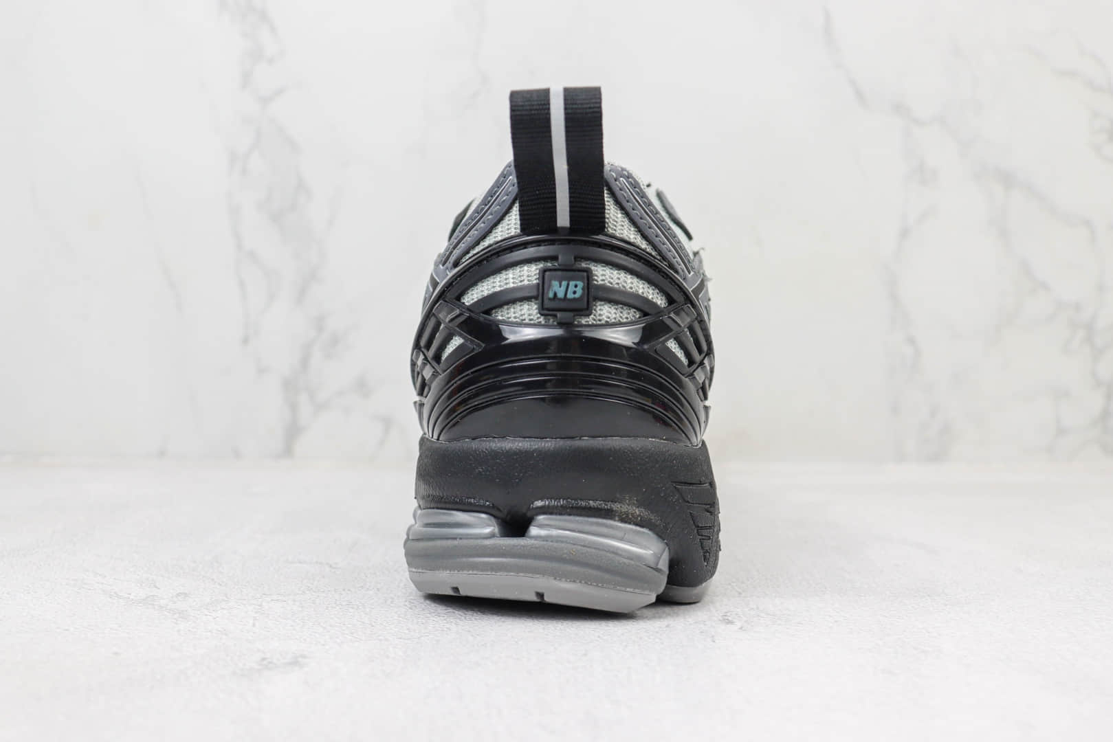 新百伦New Balance 1906纯原版本NB1906黑灰色复古跑鞋 莆田新百伦货源 货号：M1906RHA