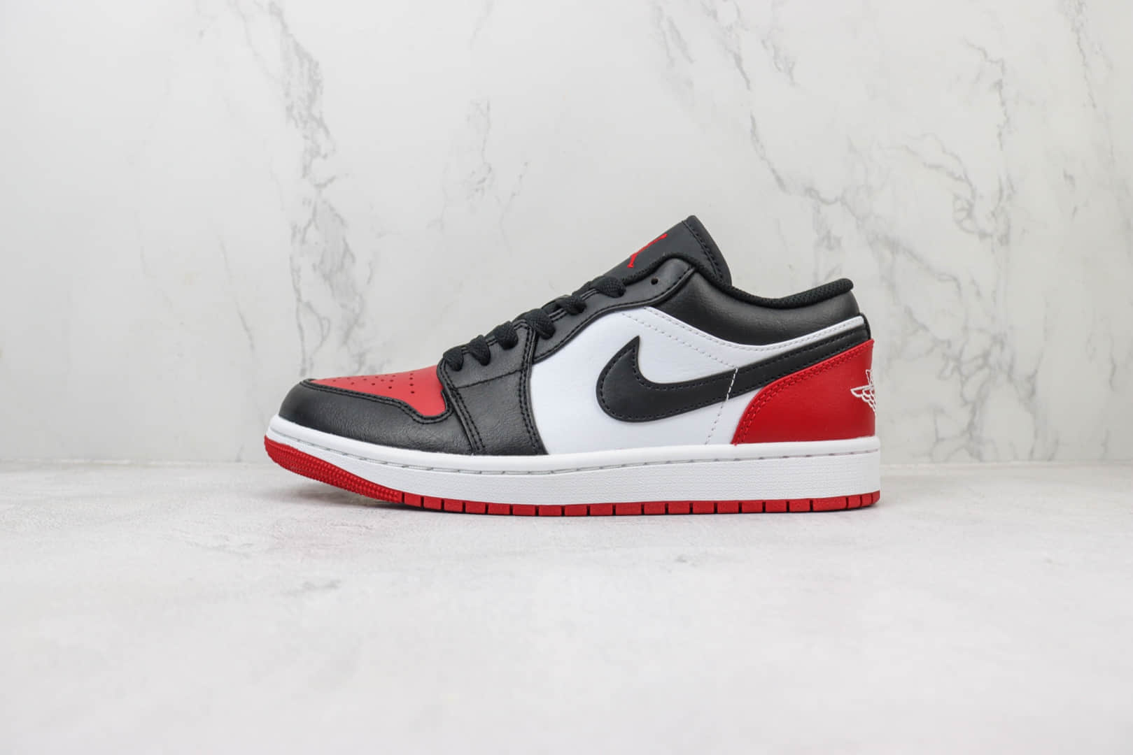 乔丹Air Jordan 1 Low “Bred Toe”纯原版本低帮AJ1黑红脚趾篮球鞋 莆田AJ货源 货号：553558-161