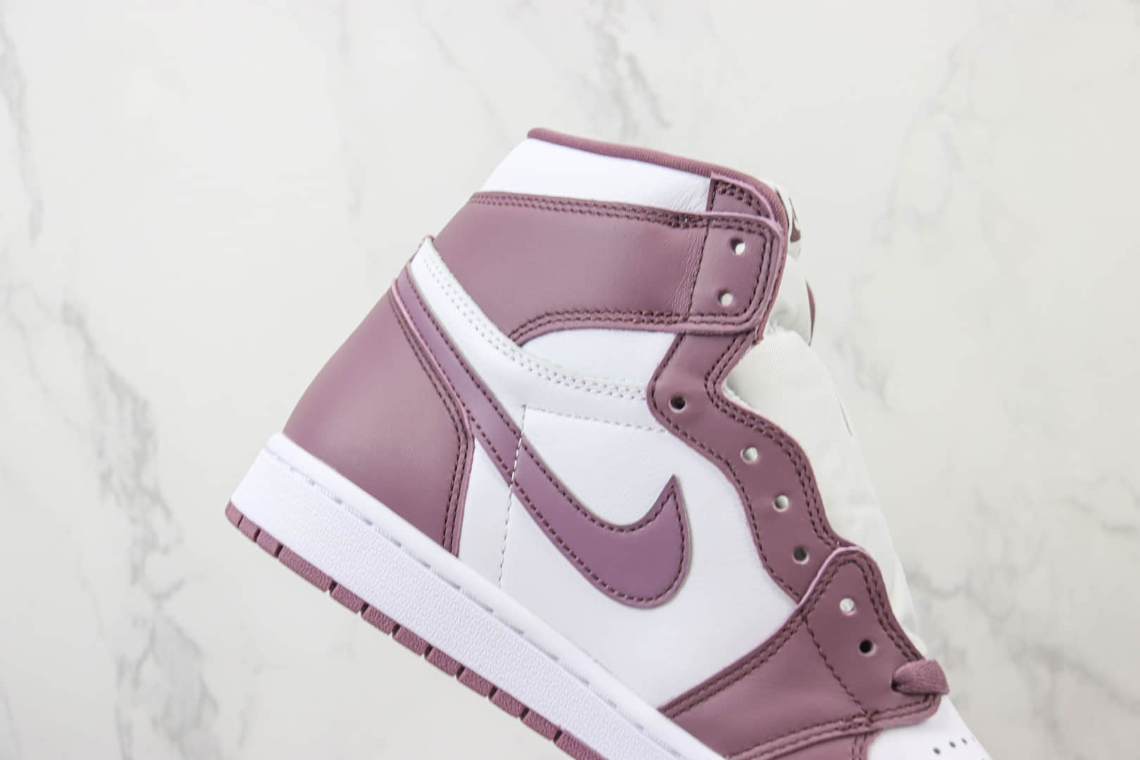 乔丹Air Jordan 1 High OG“Mauve”纯原版本高帮AJ1香芋紫白紫色篮球鞋 莆田AJ货源 货号：DZ5485-105