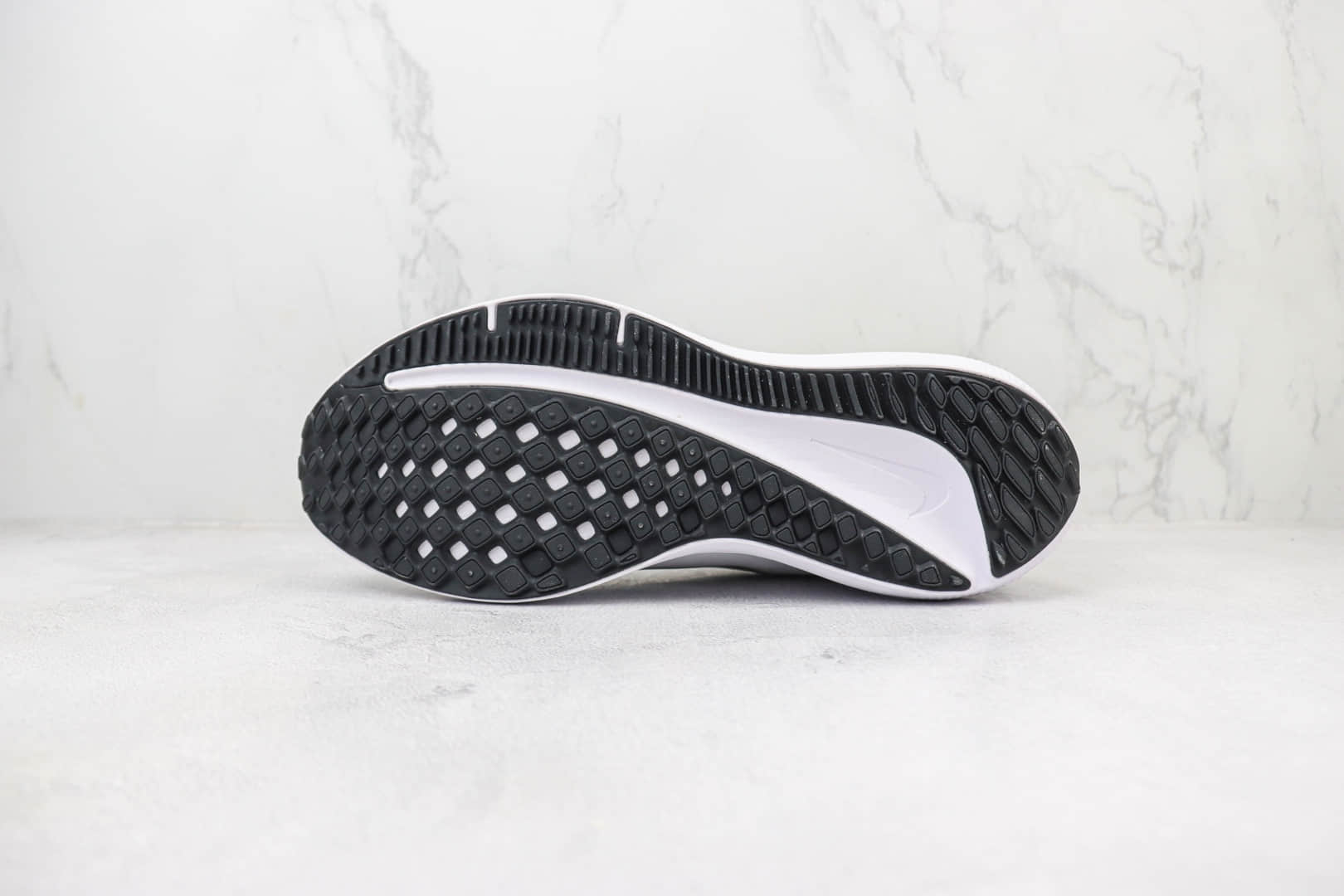 耐克Nike Air Winflo 10纯原版本白色超轻网面减震跑步鞋 莆田耐克货源 货号：DV4022-102