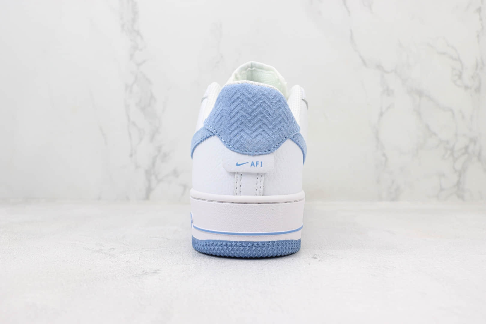 耐克Nike Air Force 1 Low纯原版本空军一号低帮AF1白蓝色板鞋 莆田复刻鞋货源 货号：CN2873-102