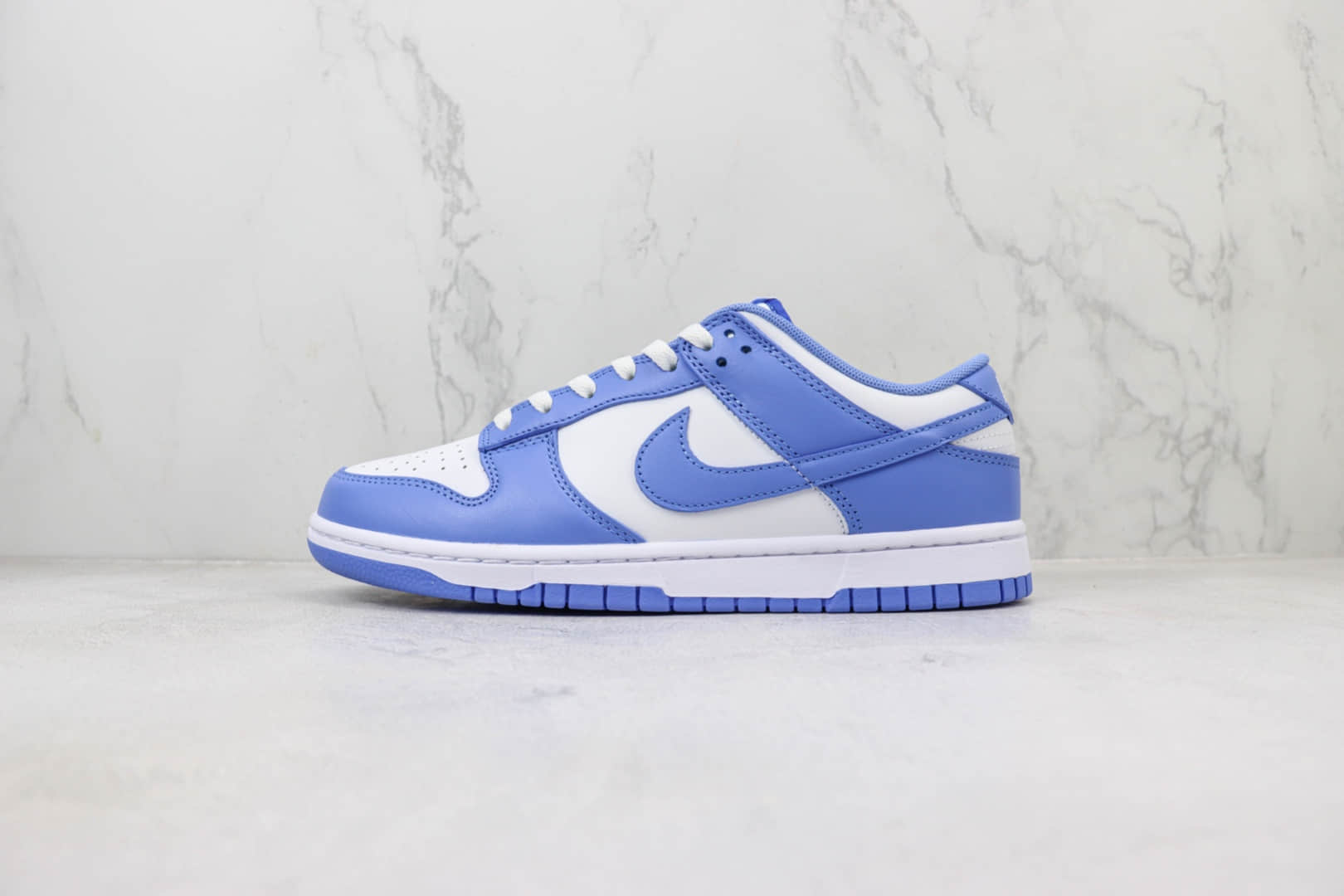 耐克Nike SB Dunk Low “Polar Blue”纯原版本低帮SB Dun白蓝色板鞋 莆田耐克货源 货号：DV0833-400