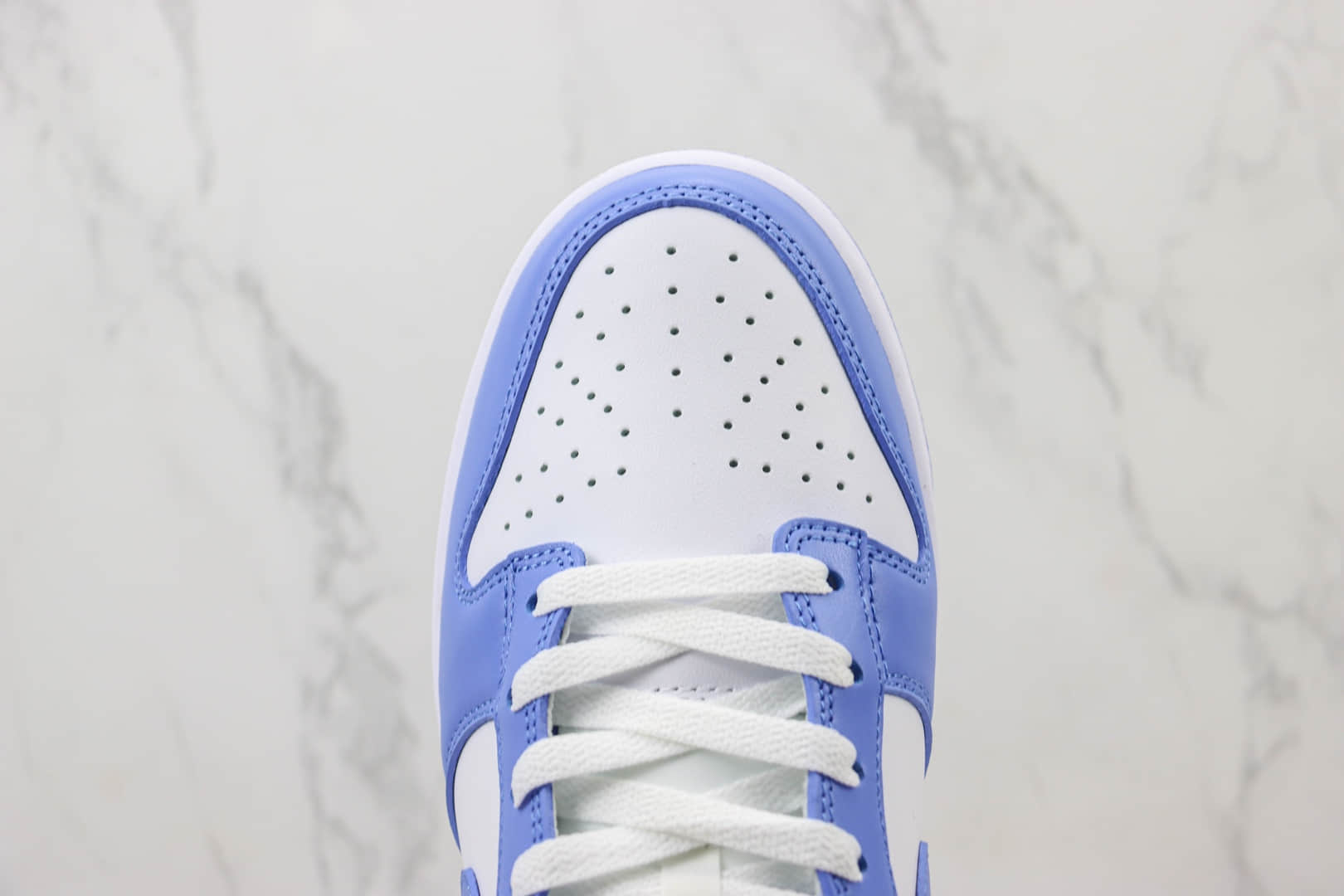 耐克Nike SB Dunk Low “Polar Blue”纯原版本低帮SB Dun白蓝色板鞋 莆田耐克货源 货号：DV0833-400