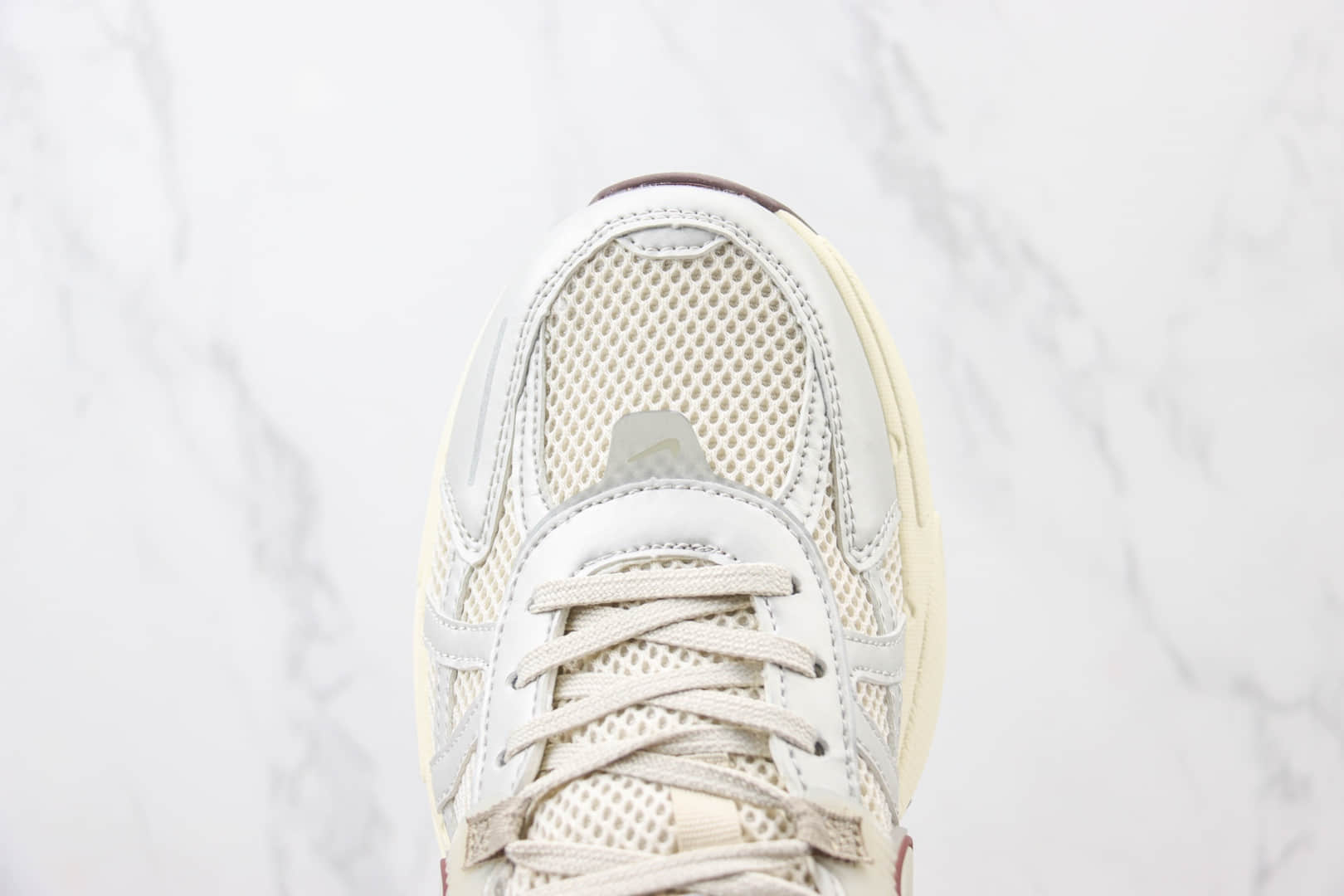 耐克Nike V2K Runtekk纯原版本V2K银卡其复古老爹鞋跑步鞋 莆田耐克货源 货号：FD0736-103