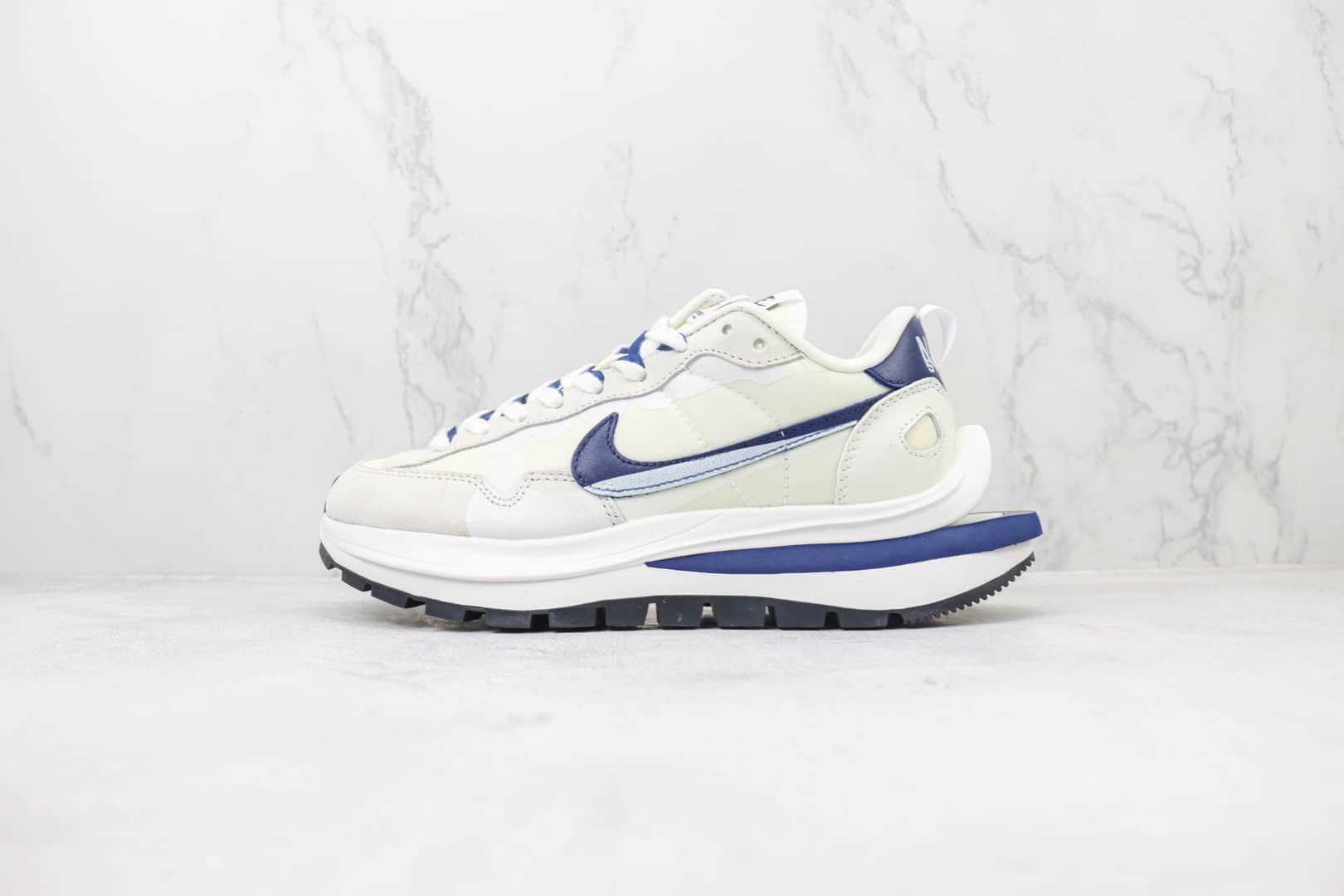 耐克Sacai x Nike VaporWaffle 3.0纯原版本白深蓝华夫鞋 莆田耐克货源 货号：DD1875-109