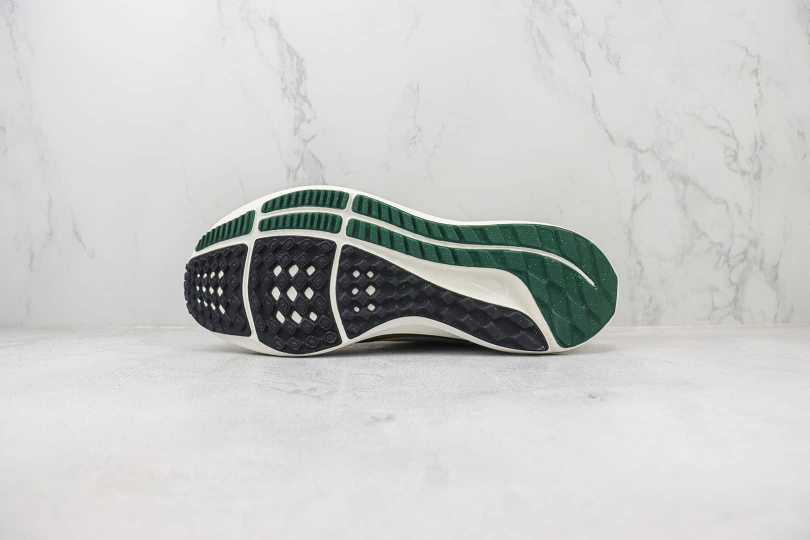 耐克Nike Air Zoom Pegasus 40纯原版本飞马40代白绿针织慢跑鞋 莆田耐克代理 货号：FV3631-081