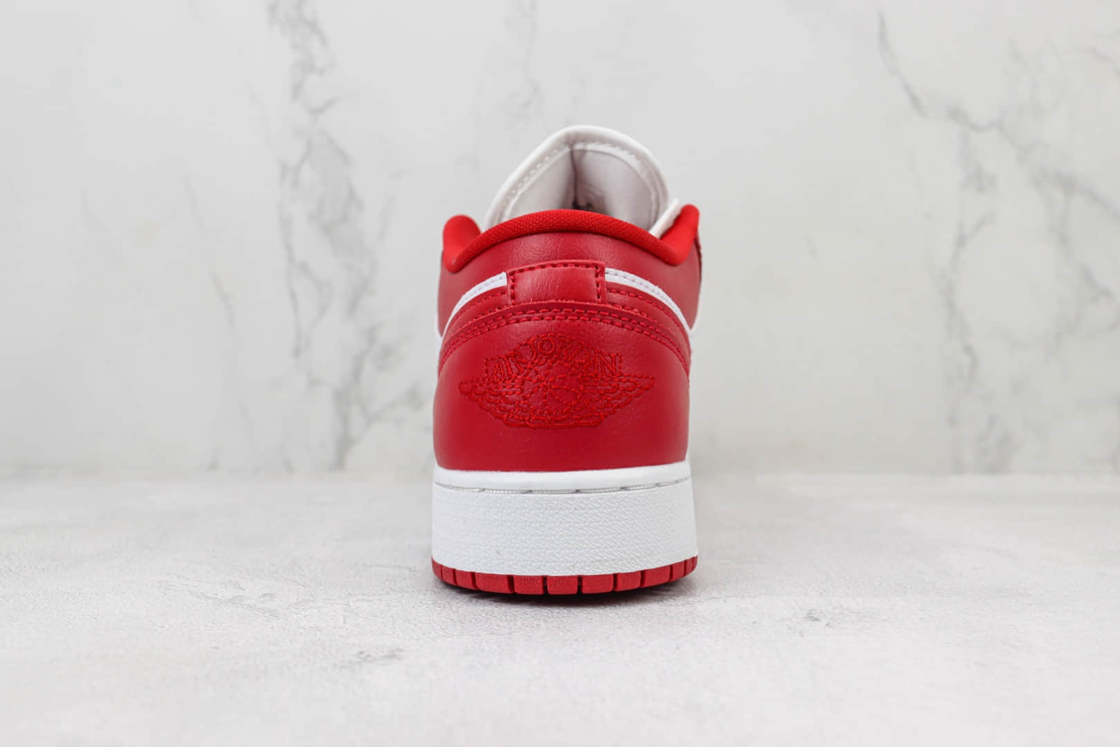 乔丹Air Jordan 1 Low “Gym Red”纯原版本低帮AJ1白红大学红板鞋 莆田AJ货源 货号：553560-611