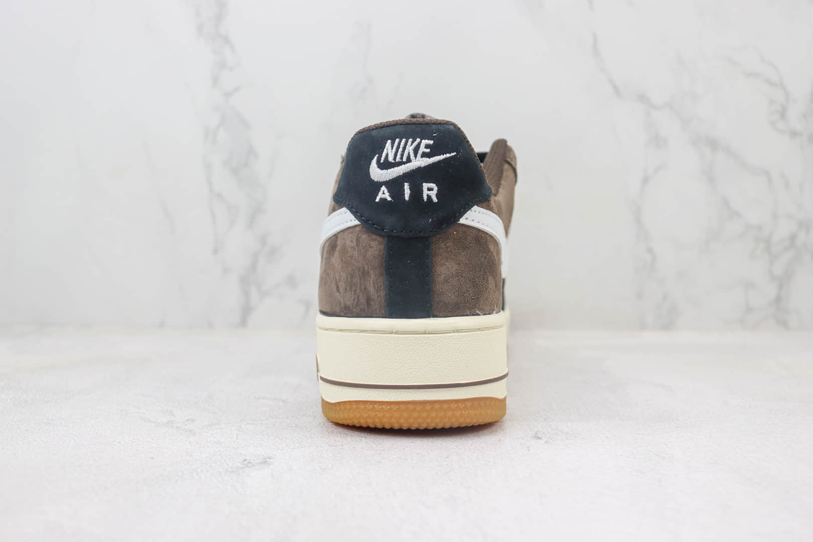 耐克Nike Air Force 1 Low纯原版本空军一号低帮AF1黑棕色麂皮板鞋 莆田复刻鞋货源 货号：AV0383-230