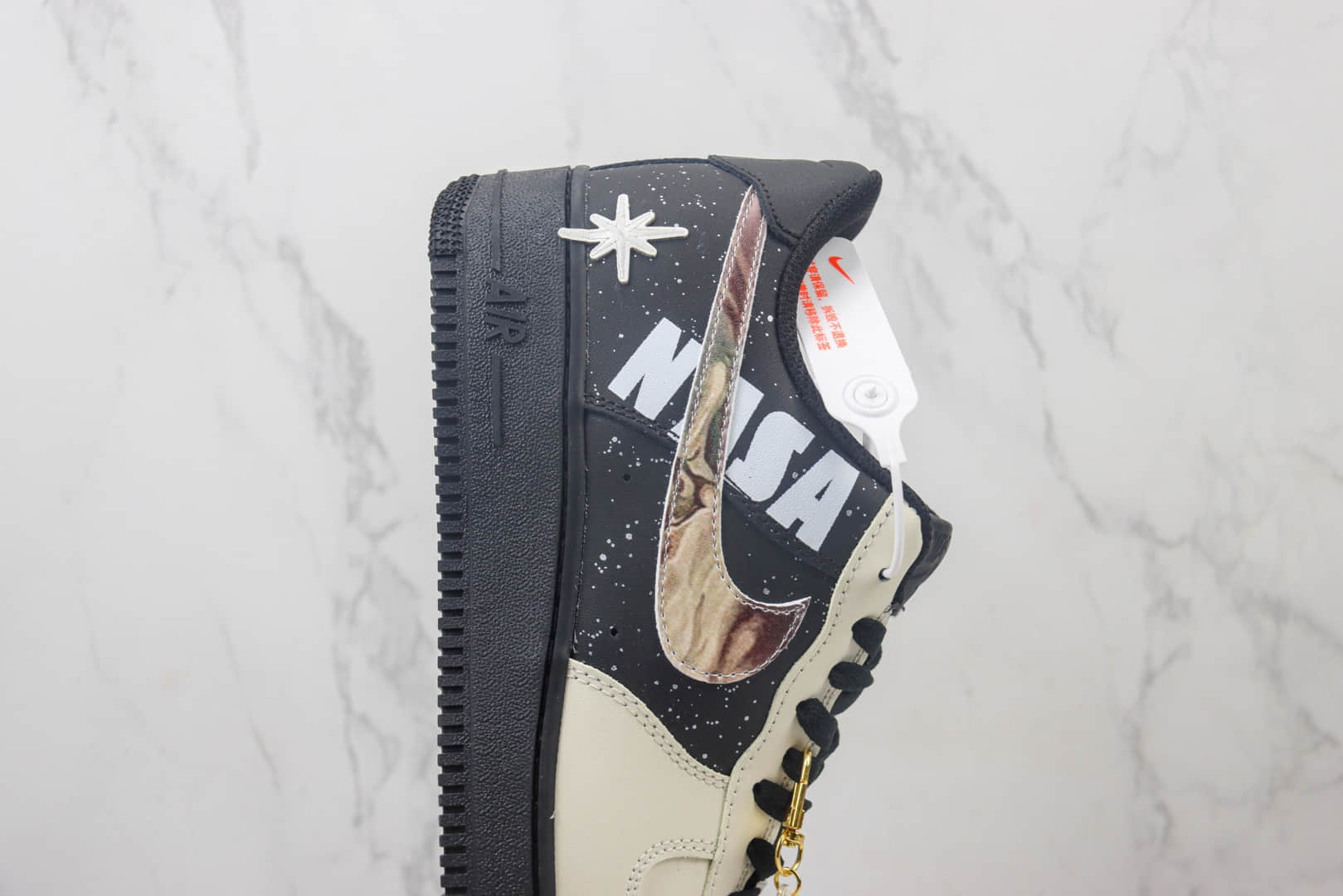 耐克Nike Air Force 1 Low纯原版本空军一号低帮AF1星空波点板鞋 莆田耐克工厂 货号：DH2920-001