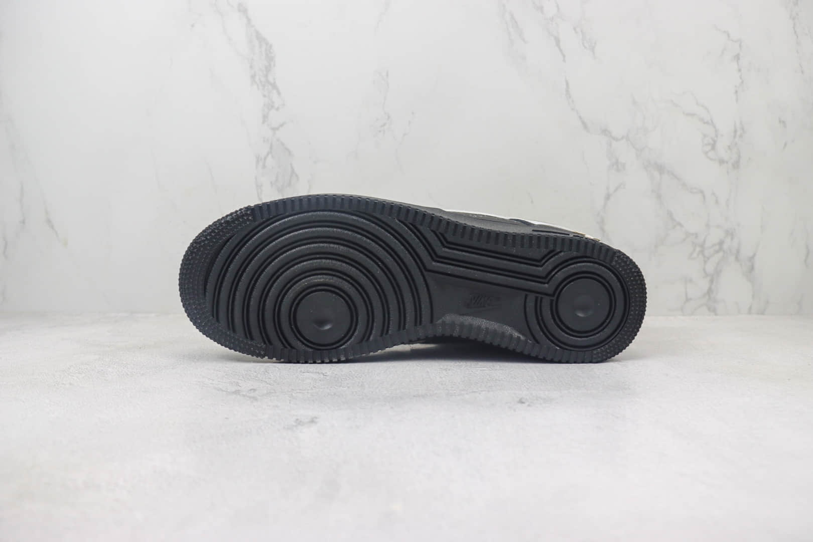 耐克Nike Air Force 1 Low纯原版本空军一号低帮AF1星空波点板鞋 莆田耐克工厂 货号：DH2920-001