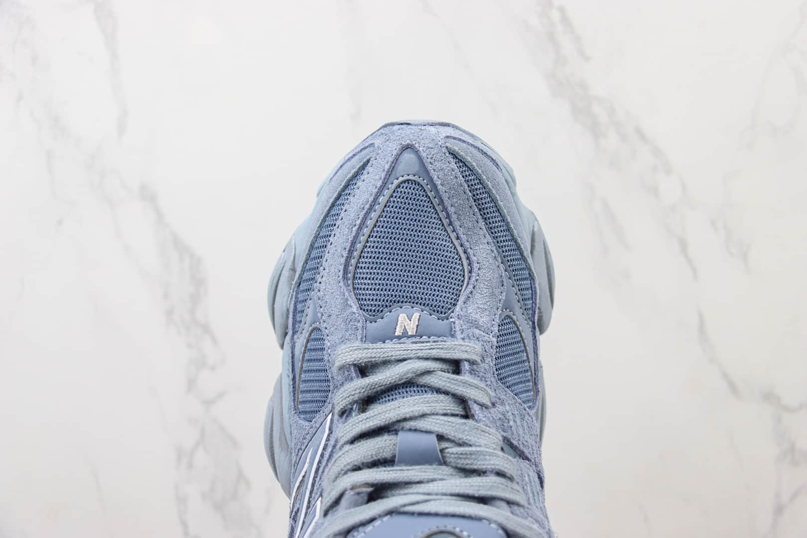 新百伦New Balance 9060纯原版本NB9060灰蓝色复古跑鞋 莆田新百伦货源 货号：U9060IB