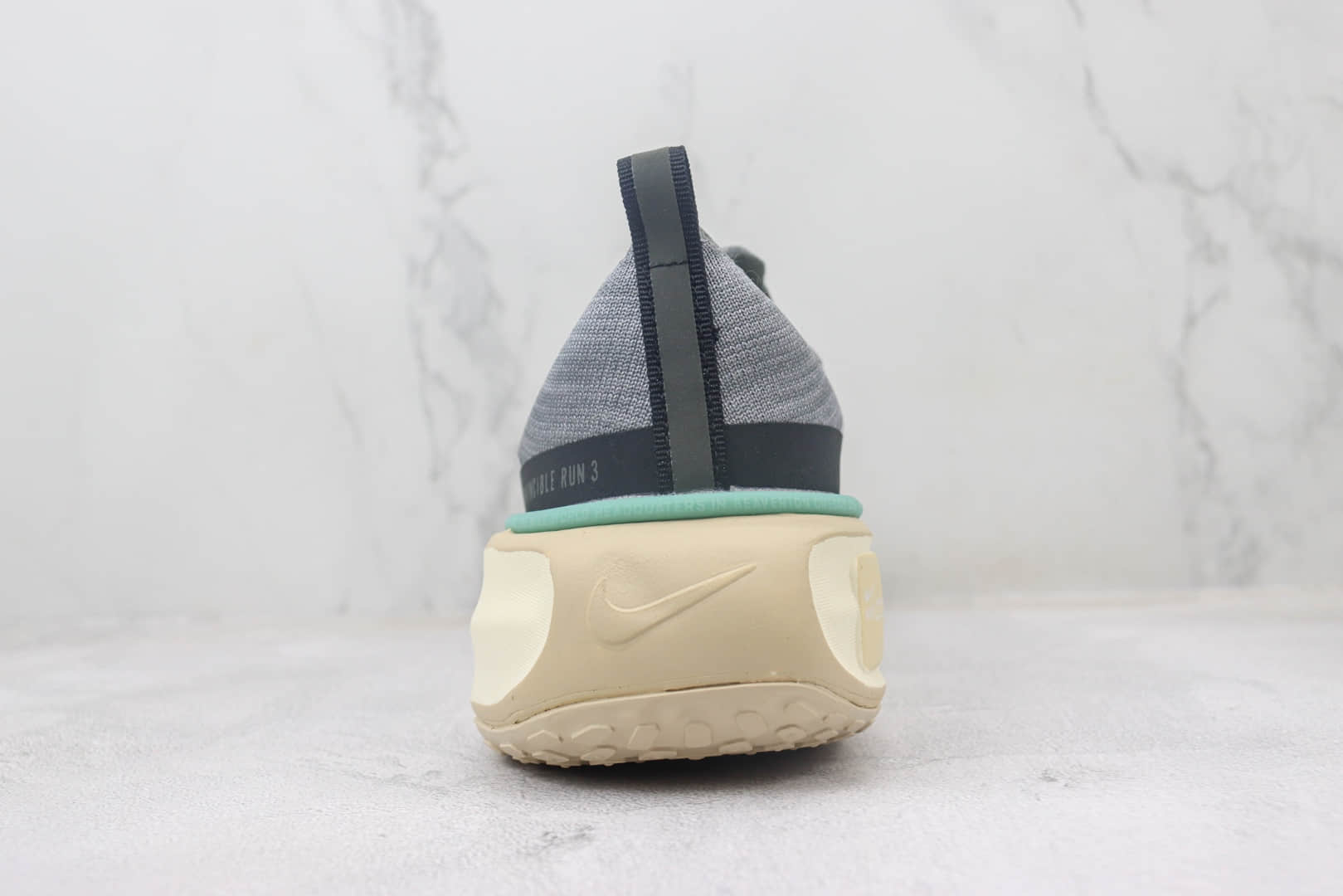 耐克Nike Zoom X Invincible Run Fk 3纯原版本灰色马拉松机能跑鞋 莆田耐克代理 货号：FN7503-065