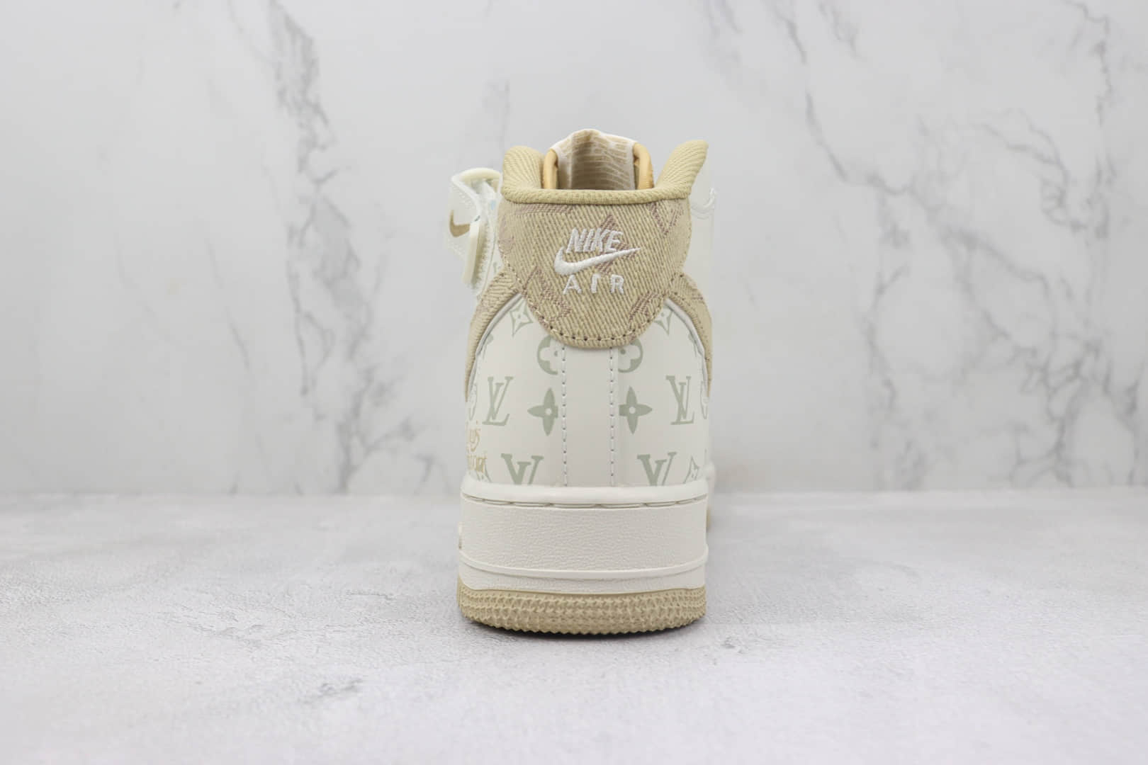 耐克LV x Nike Air Force 1 Mid纯原版本LV联名空军一号中帮AF1浅黄牛仔暗夜精灵板鞋 莆田耐克货源 货号：DV9988-600