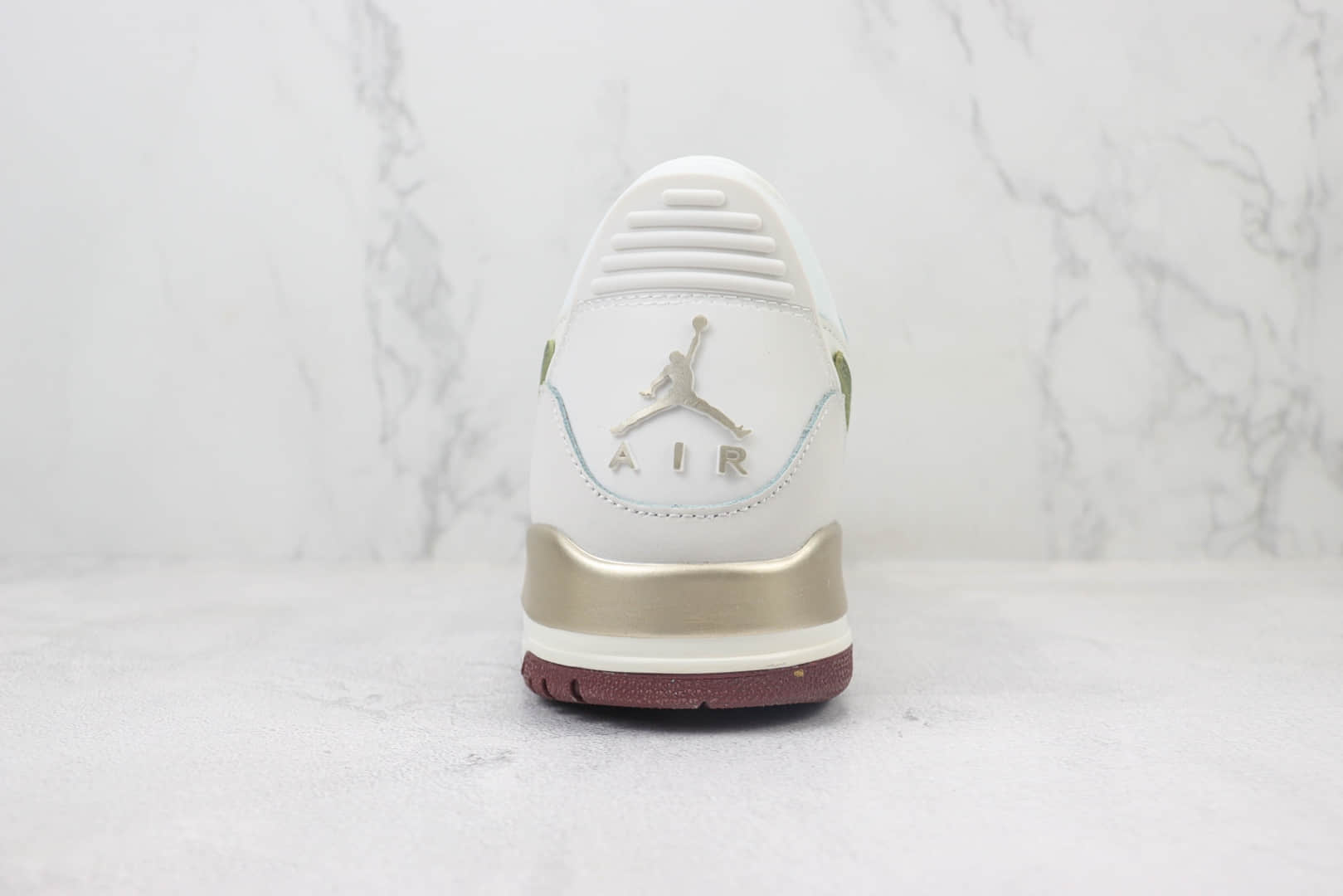 乔丹Air Jordan Legacy 312纯原版本低帮AJ312龙年限定三合一魔术贴篮球鞋 莆田AJ货源 货号：HF0745-131