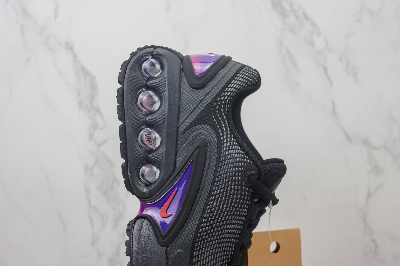 耐克Nike Air Max DN纯原版本黑粉紫半掌气垫跑鞋 莆田耐克货源 货号：DV3337-001
