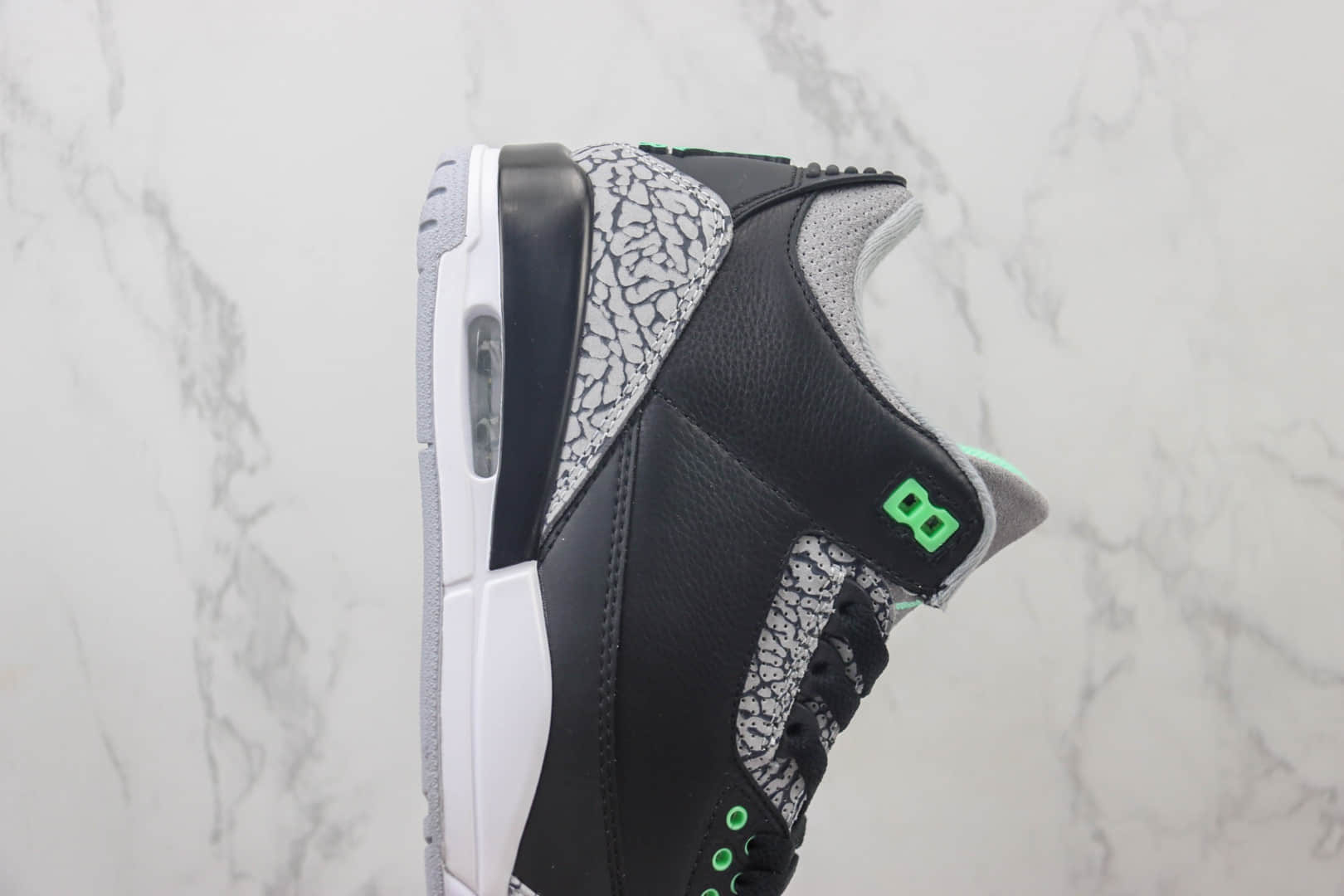 乔丹Air Jordan 3纯原版本AJ3黑绿爆裂纹篮球鞋 莆田AJ货源 货号：CT8532-031