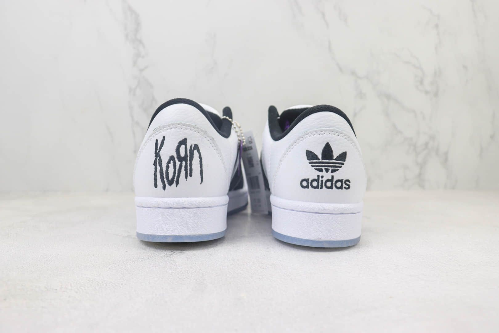 阿迪达斯Korn x adidas originals Campus 00S纯原版本三叶草贝壳头黑白低帮板鞋 莆田阿迪达斯货源 货号：IG0793