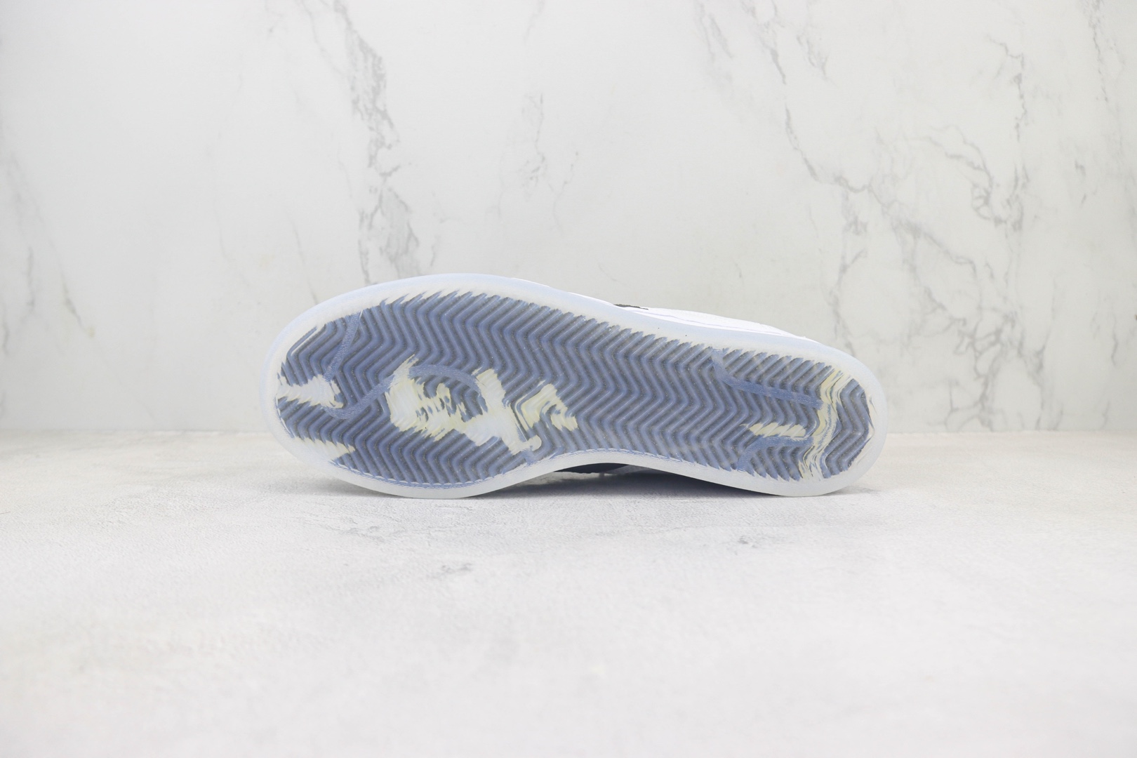 阿迪达斯Korn x adidas originals Campus 00S纯原版本三叶草贝壳头黑白低帮板鞋 莆田阿迪达斯货源 货号：IG0793