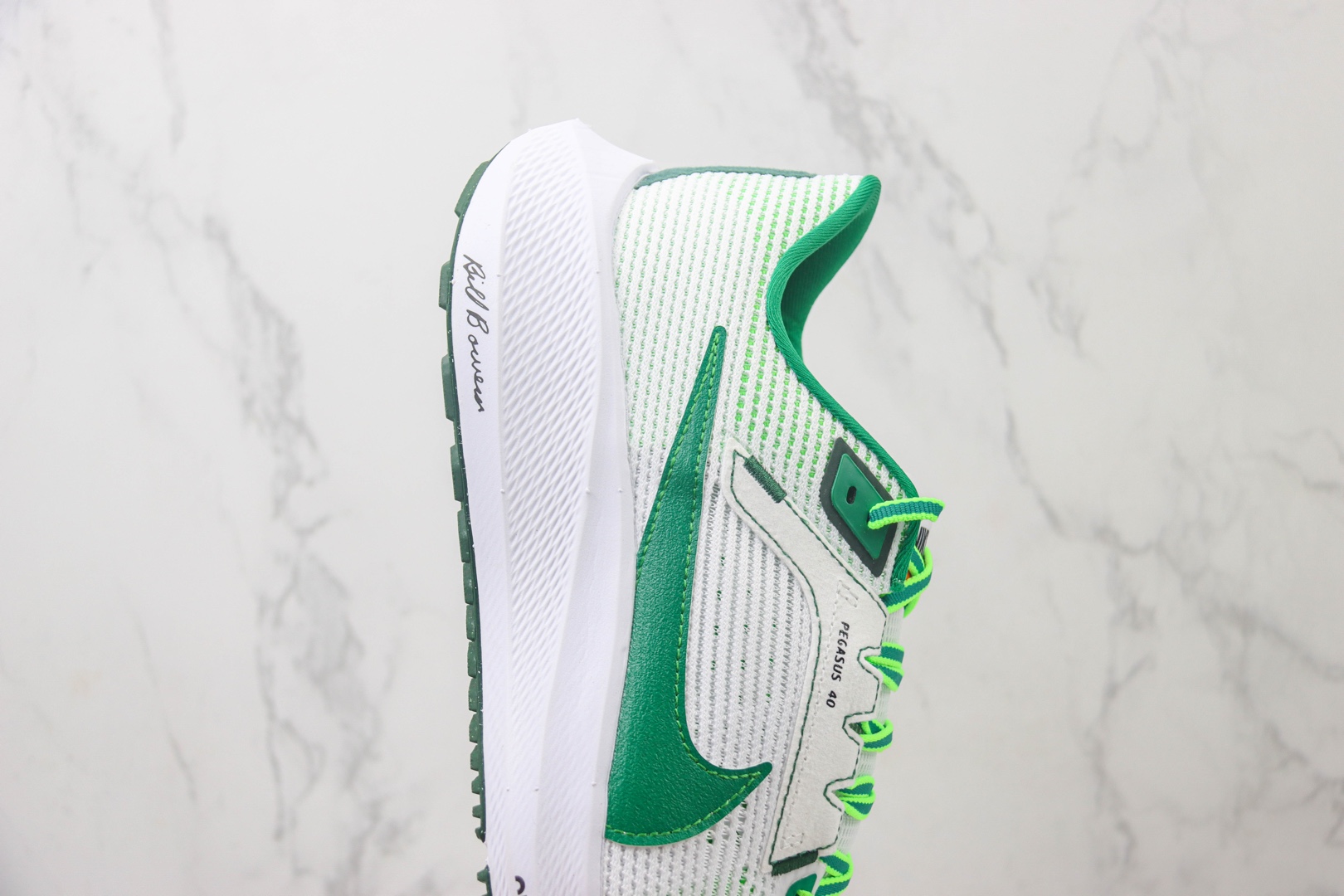 耐克Nike Air Zoom Pegasus 40纯原版本飞马40代白绿色针织跑鞋 莆田耐克货源 货号：FJ0329-100
