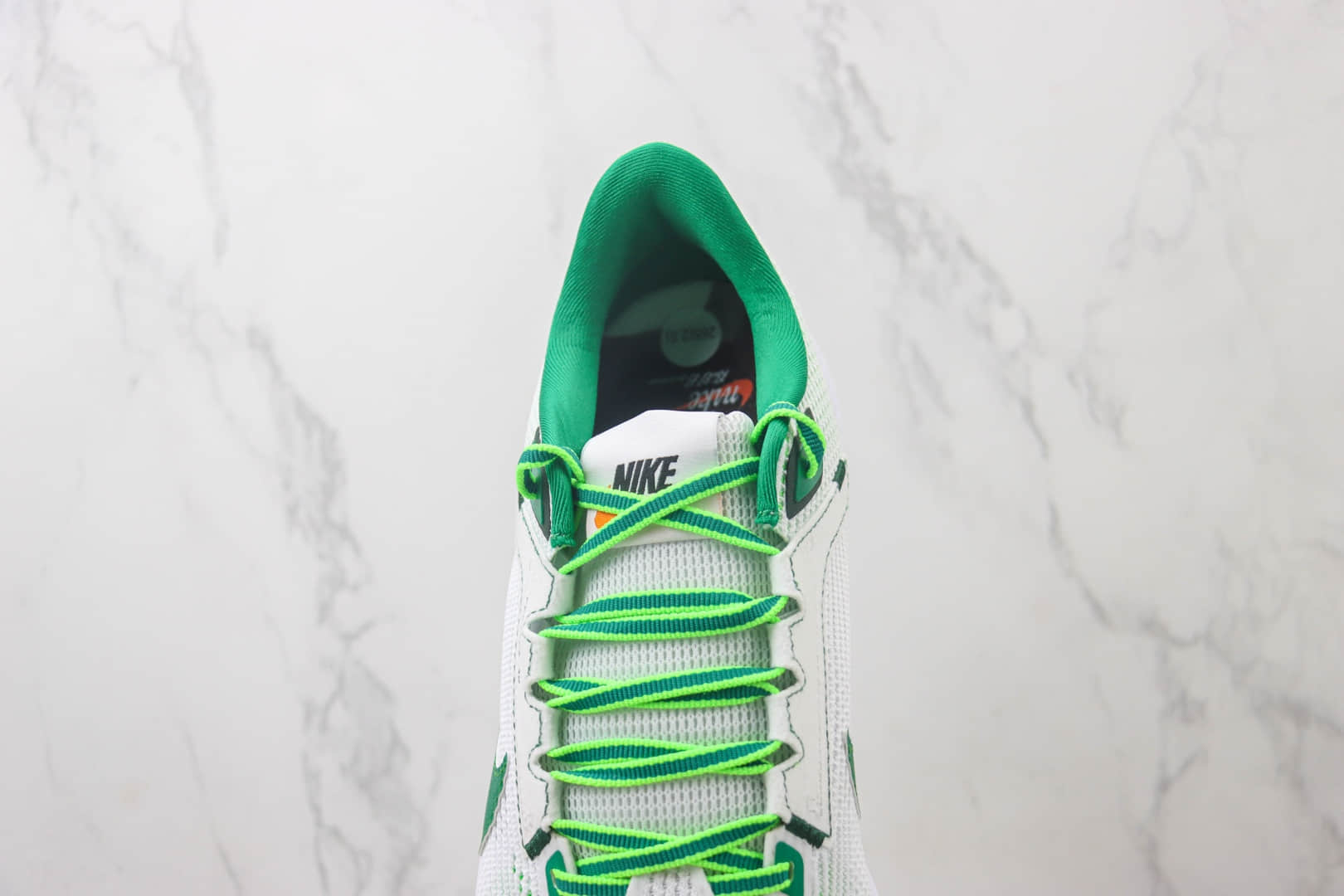 耐克Nike Air Zoom Pegasus 40纯原版本飞马40代白绿色针织跑鞋 莆田耐克货源 货号：FJ0329-100