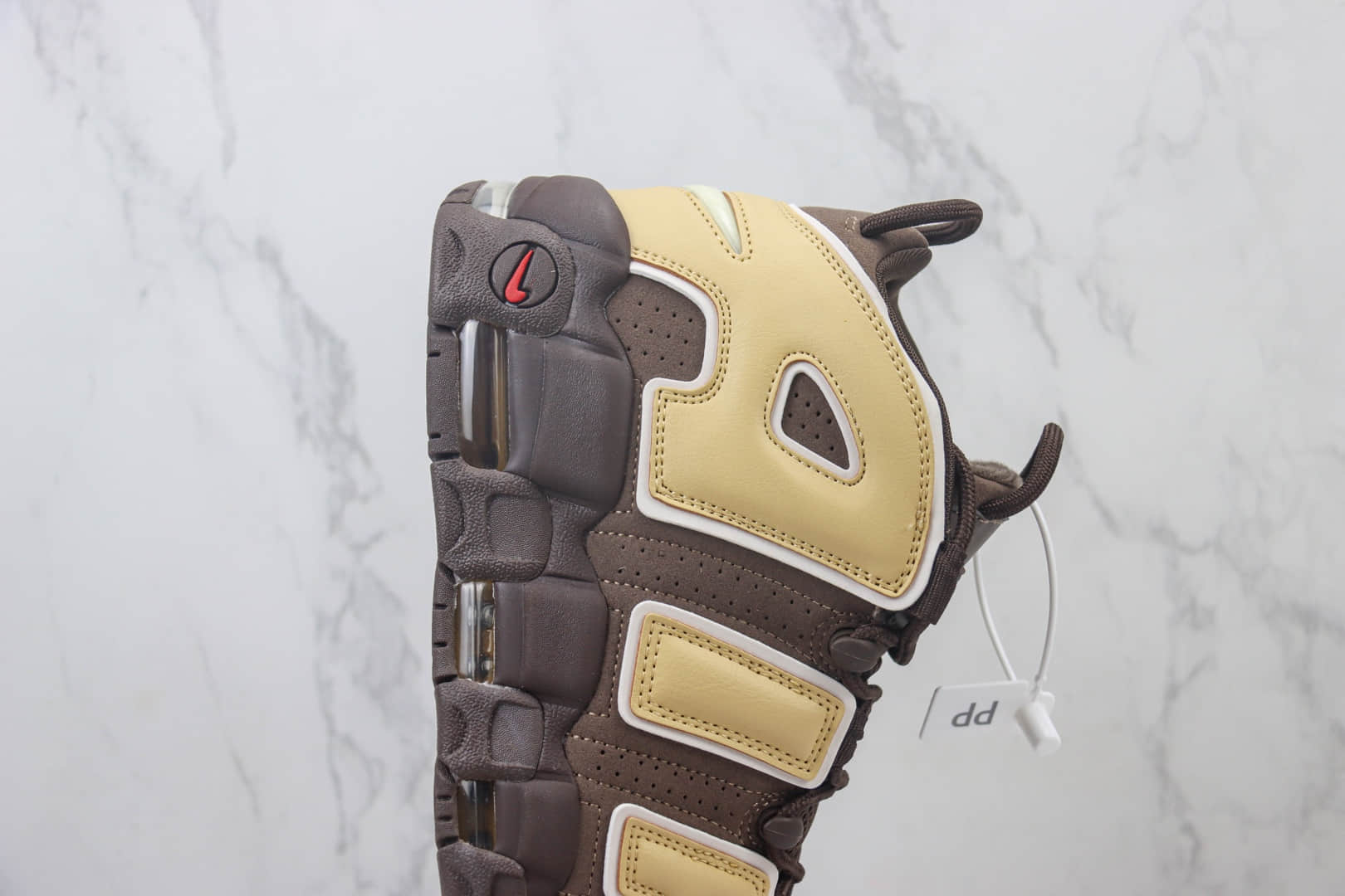 耐克Nike Air More Uptempo纯原版本皮蓬大AIR巧克力棕复古篮球鞋 莆田耐克代理 货号：FB8883-200