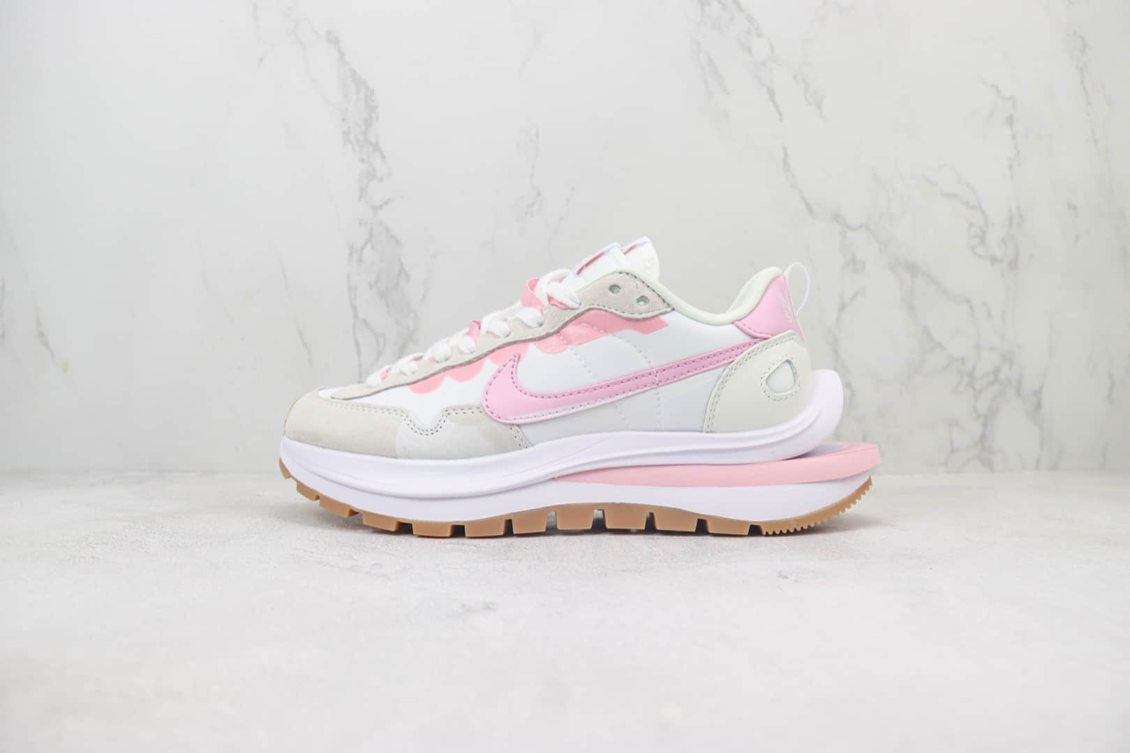 耐克Sacai x Nike VaporWaffle 3.0纯原版本华夫3.0白粉色走秀鞋 莆田耐克货源 货号：DD1875-116