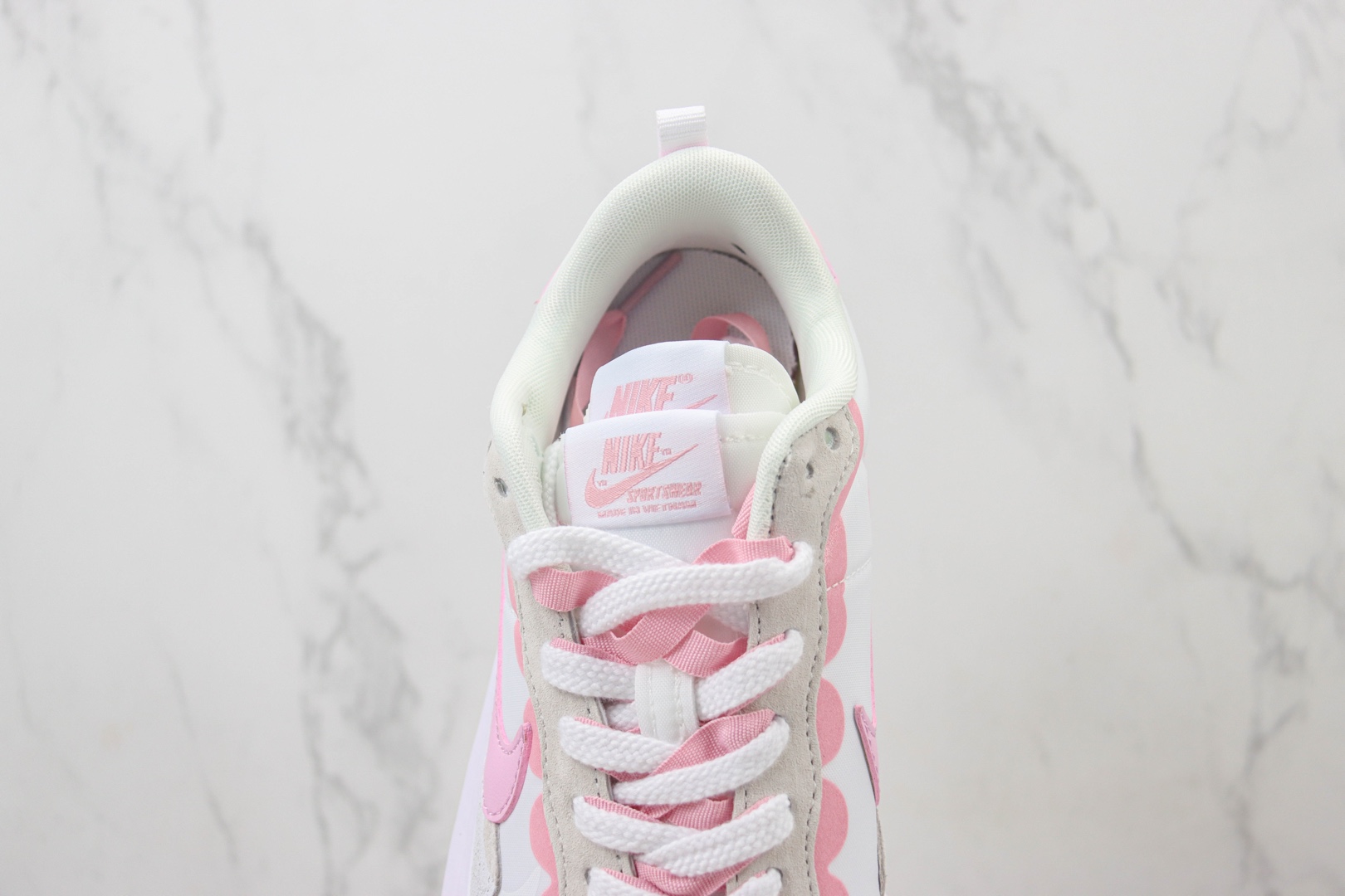 耐克Sacai x Nike VaporWaffle 3.0纯原版本华夫3.0白粉色走秀鞋 莆田耐克货源 货号：DD1875-116