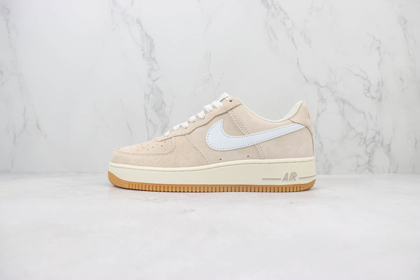 耐克Nike Air Force 1 Low纯原版本空军一号低帮AF1米黄生胶板鞋 莆田耐克工厂 货号：AV0383-222