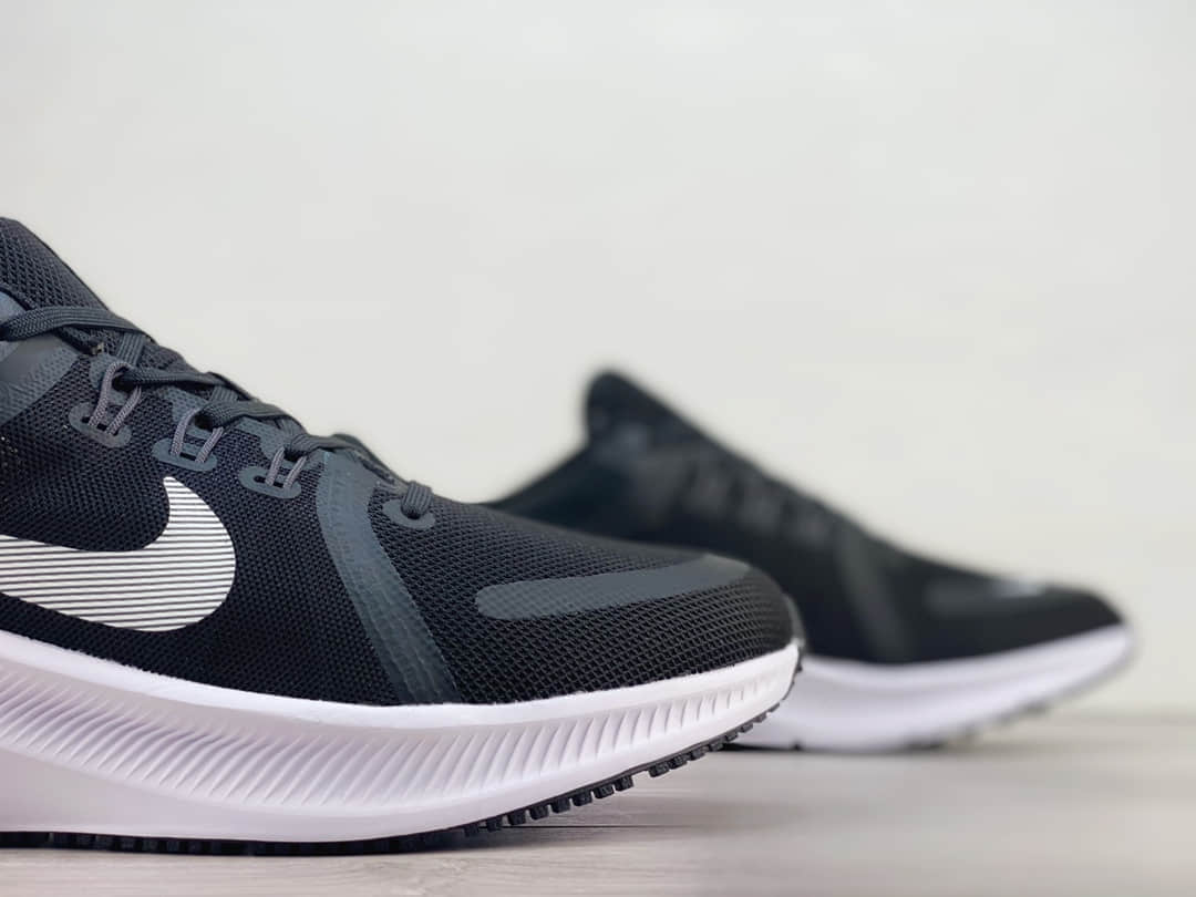 耐克Nike Zoom Quest 4纯原版本极致4代黑色网面透气跑鞋 莆田耐克货源 货号：DA1105-006