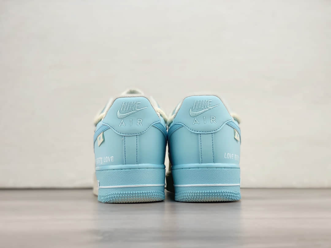 耐克Nike Air Force 1 Low纯原版本空军一号AF1二次元白蓝渐变低帮板鞋 莆田耐克货源 货号：DX2340-002