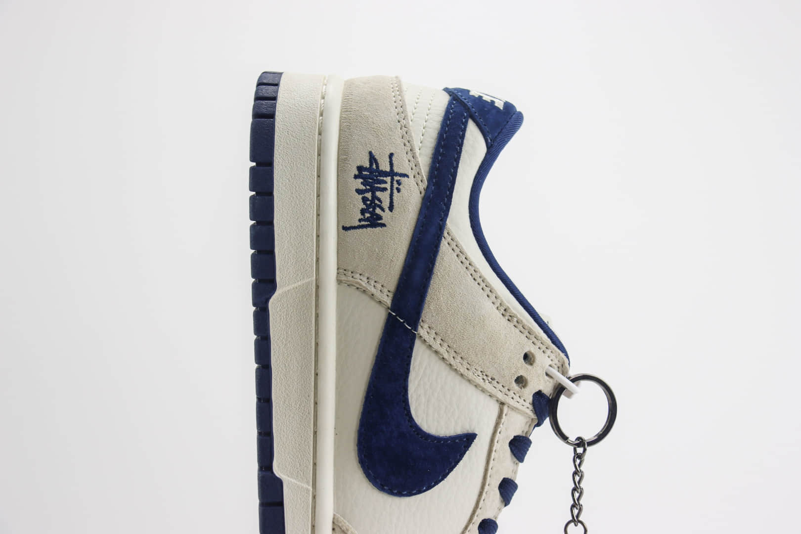 耐克Stussy x Nike Dunk Low纯原版本斯图西联名Dunk灰白海军蓝猪八革双勾板鞋 莆田耐克工厂 货号：DQ1098-339