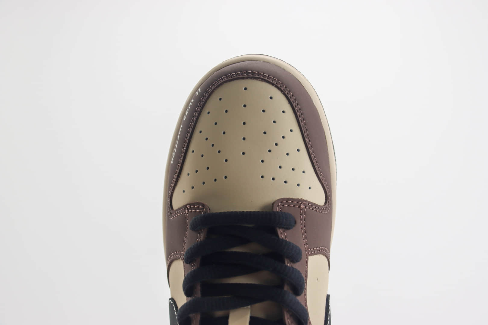 耐克Nike Dunk Low纯原版本低帮Dunk米棕色板鞋 莆田天花板Dunk 货号：MU0232-370