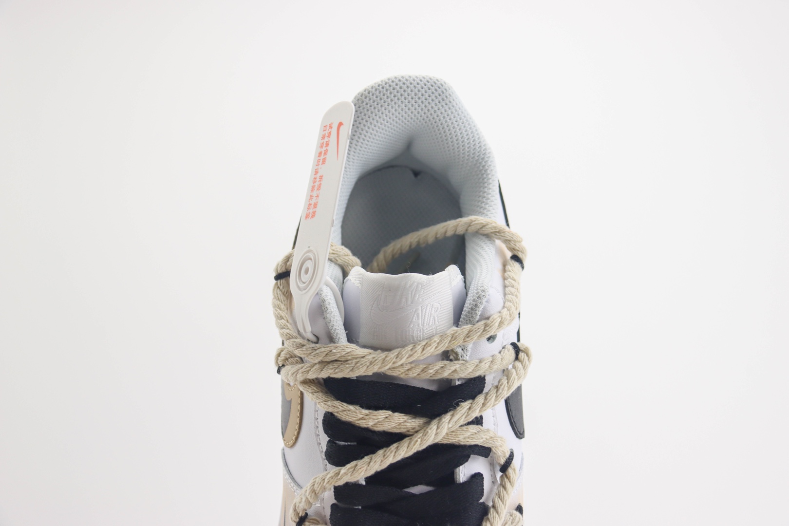 耐克Nike Air Force 1 Low纯原版本空军一号AF1白黑喷绘绑带解构板鞋 莆田耐克工厂 货号：ZH0316-013