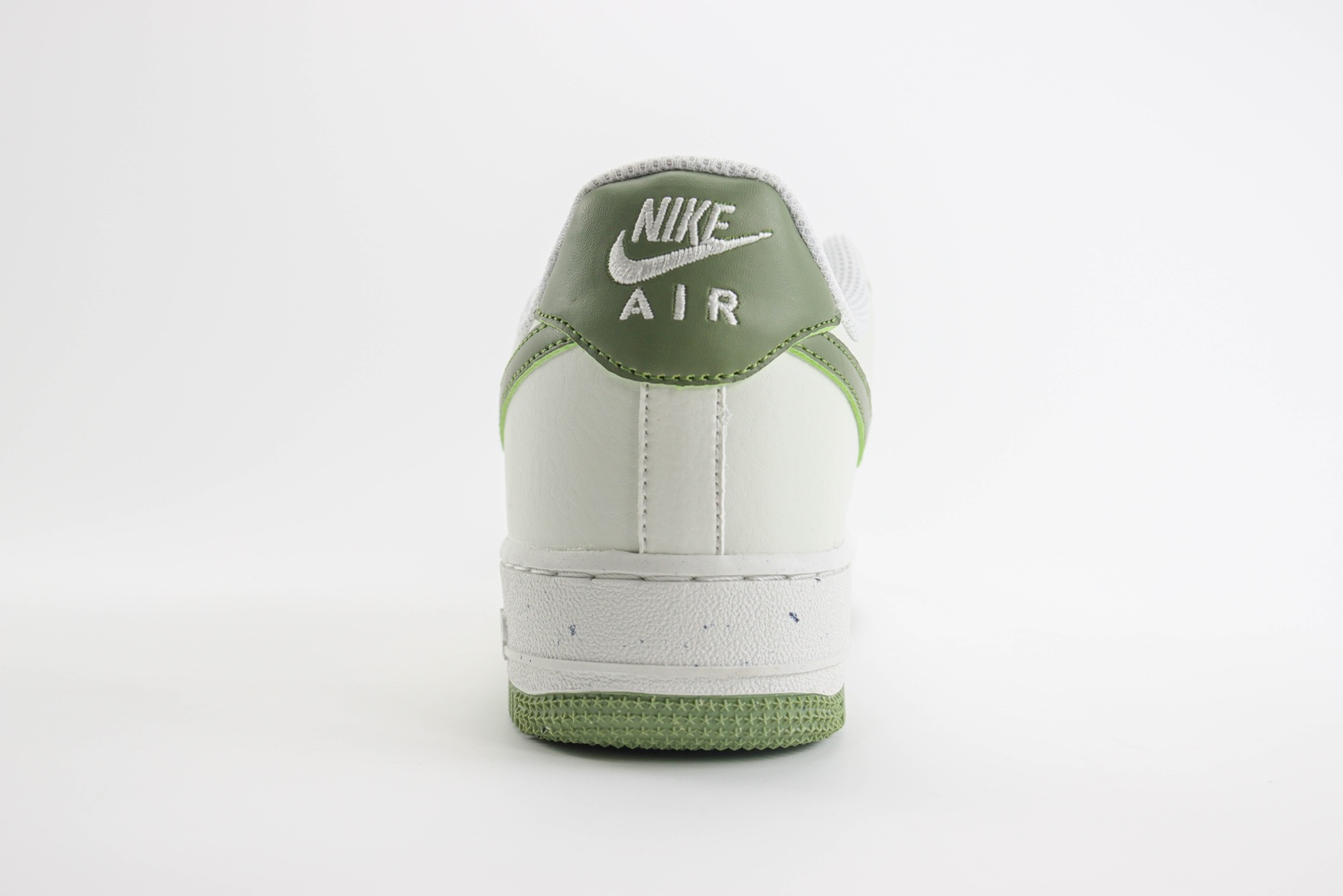 耐克Nike Air Force 1 Low纯原版本空军一号AF1白绿色低帮板鞋 莆田耐克代理 货号：DV3808-106