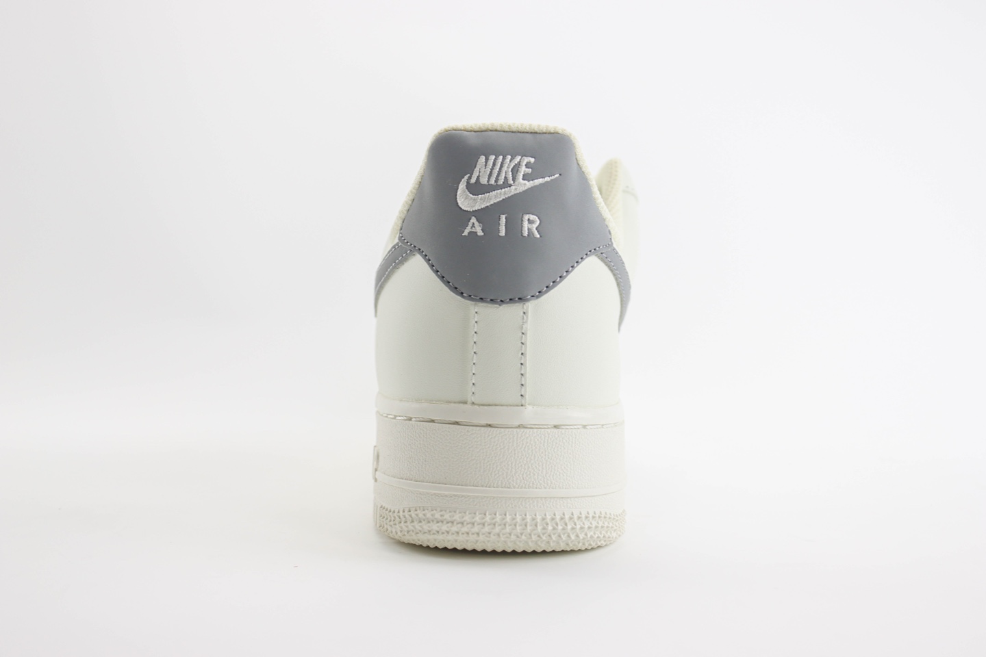 耐克Nike Air Force 1 Low纯原版本空军一号AF1白灰色低帮板鞋 莆田复刻鞋货源 货号：CQ5059-222