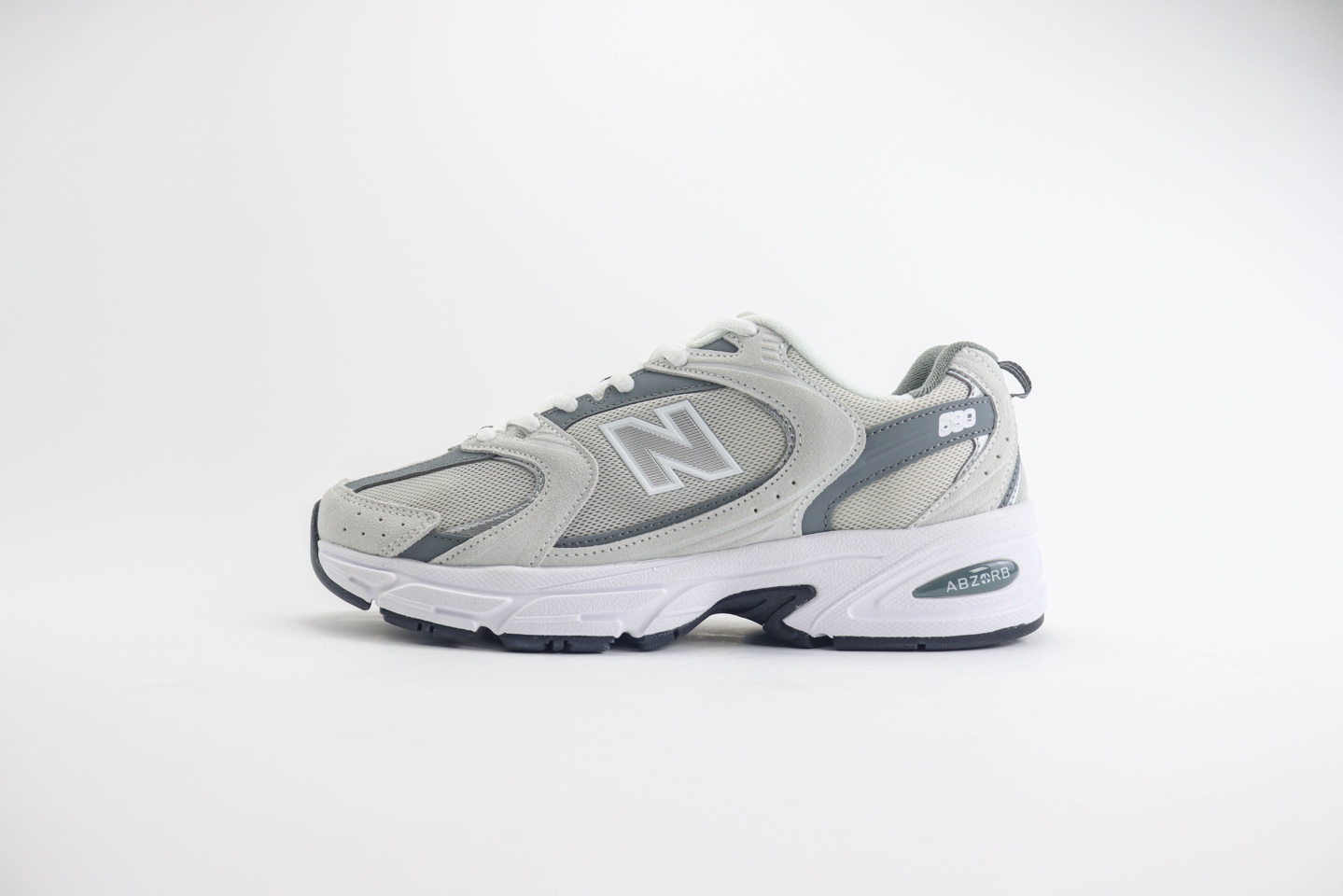 新百伦New Balance 530纯原版本NB530灰色复古慢跑鞋 莆田新百伦货源 货号：MR530CB