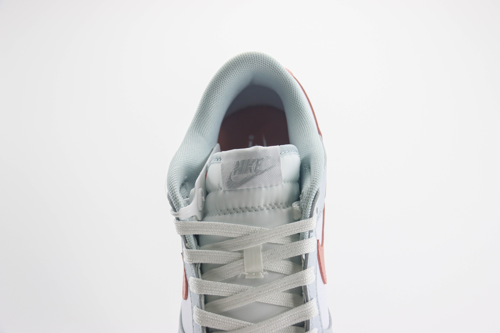 耐克Nike SB Dunk Low纯原版本低帮SB Dunk白灰橙色板鞋 莆田耐克工厂 货号：HF0730-160