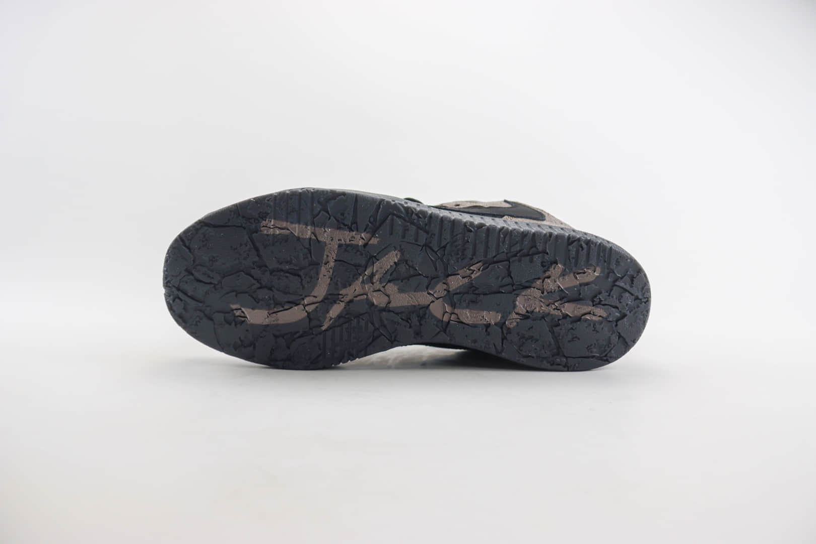 乔丹Travis Scott x Jordan Cut The Check TR纯原版本TS联名黑棕色倒勾篮球鞋 莆田复刻鞋货源 货号：FZ8117-102