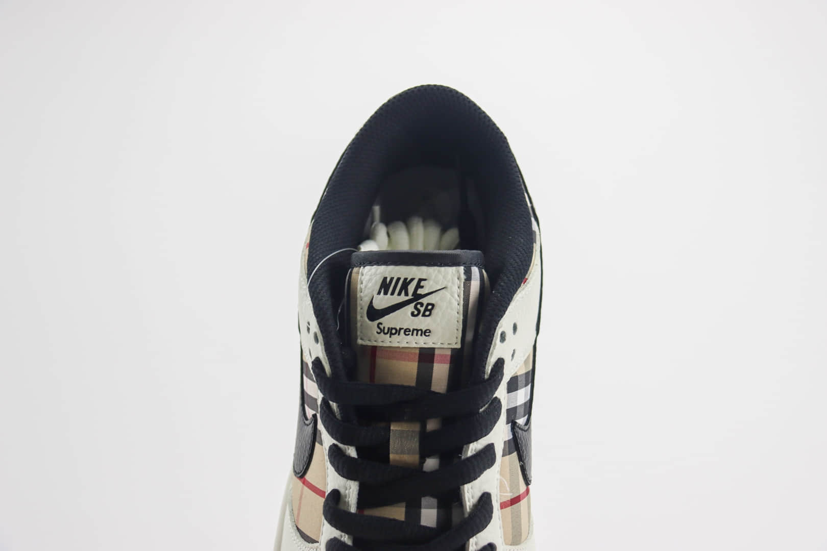 耐克Supreme x Nike Dunk Low纯原版本低帮Dunk联名Supreme条纹格子板鞋 莆田耐克货源 货号：SP1098-051