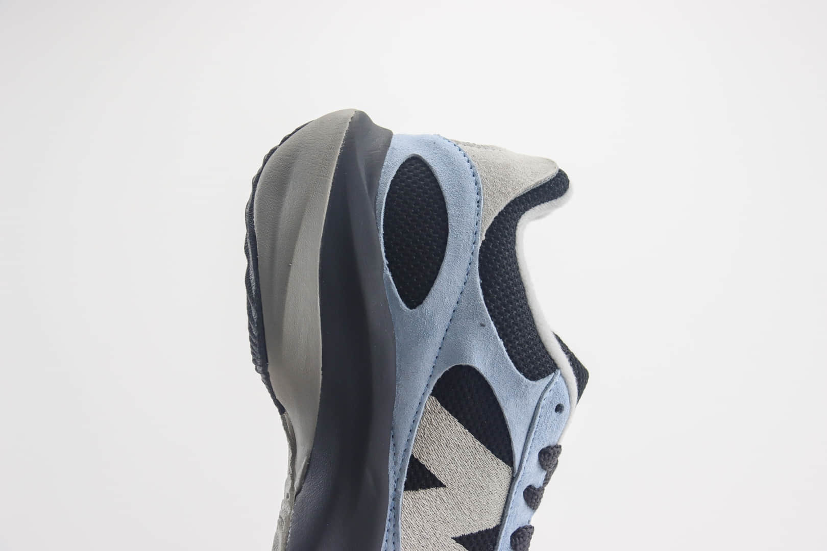 新百伦New Balance Warped Runner纯原版本黑蓝色NB复古解构老爹鞋 莆田新百伦货源 货号：UWRPDFSB