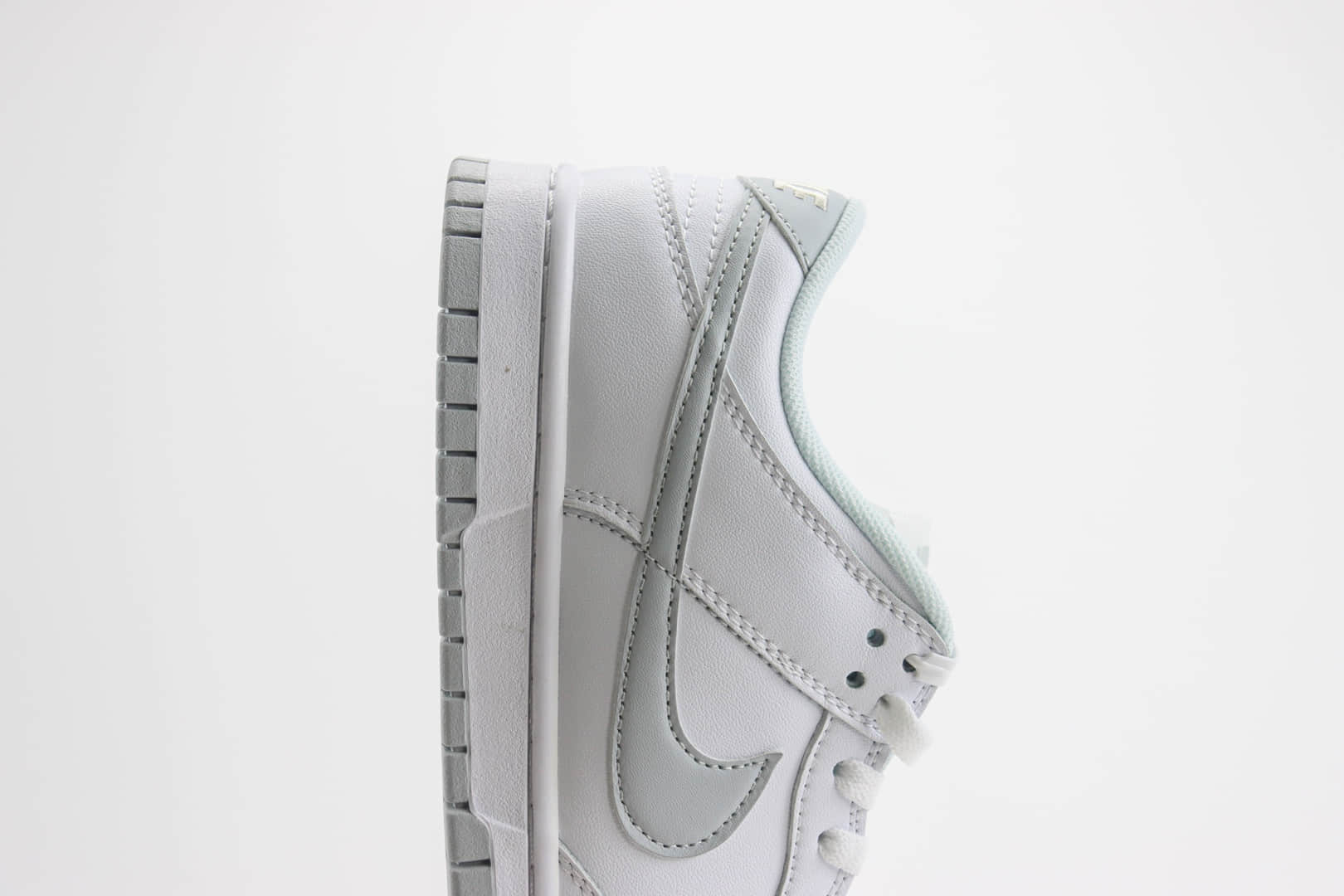耐克Nike Dunk Low纯原版本低帮Dunk白灰色低帮板鞋 莆田天花板Dunk 货号：DH9765-102