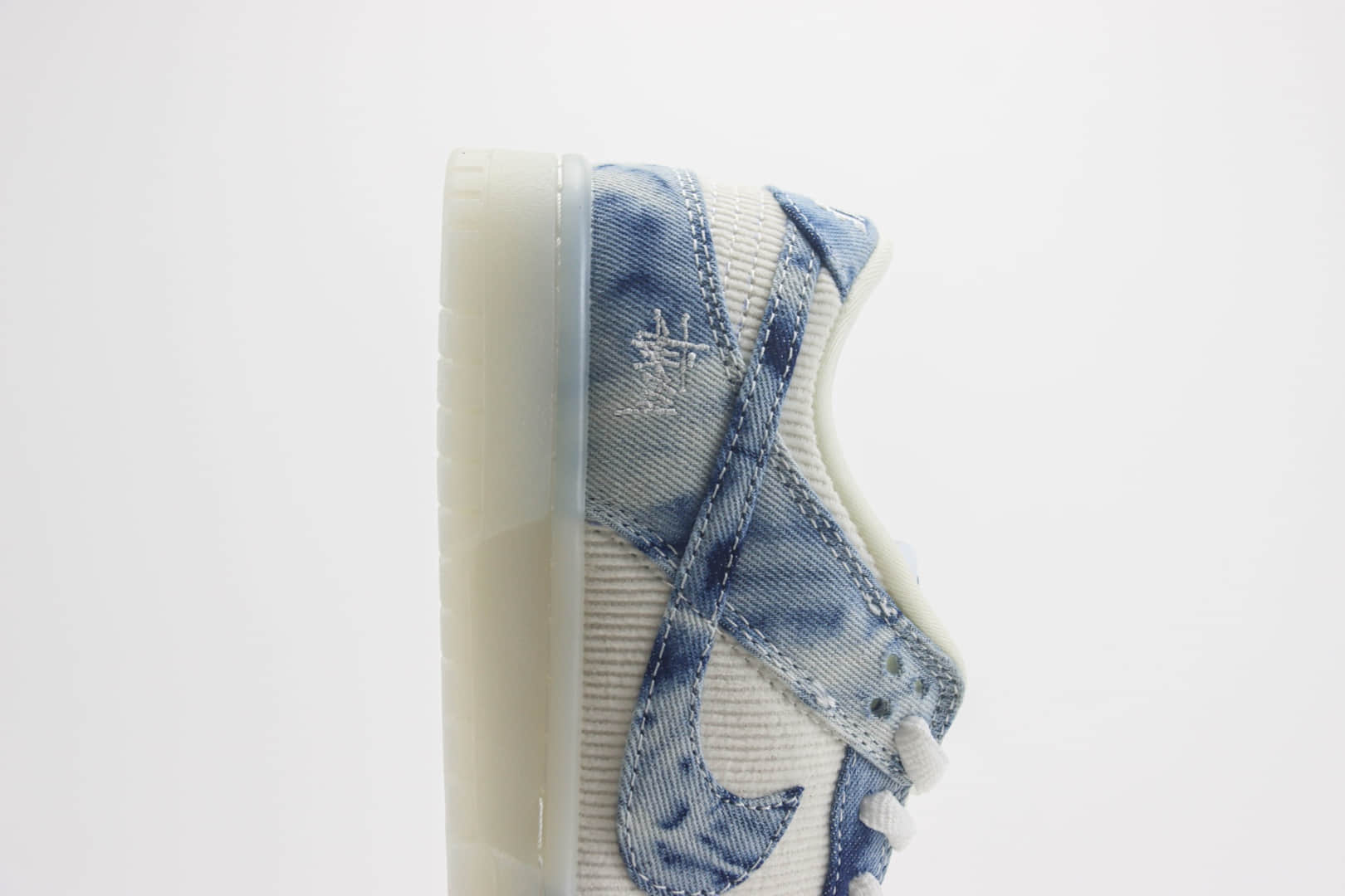 耐克Stussy x Nike SB Dunk Low纯原版本斯图西联名SB Dunk白水洗蓝牛仔布板鞋 莆田耐克货源 货号：JH8039-937
