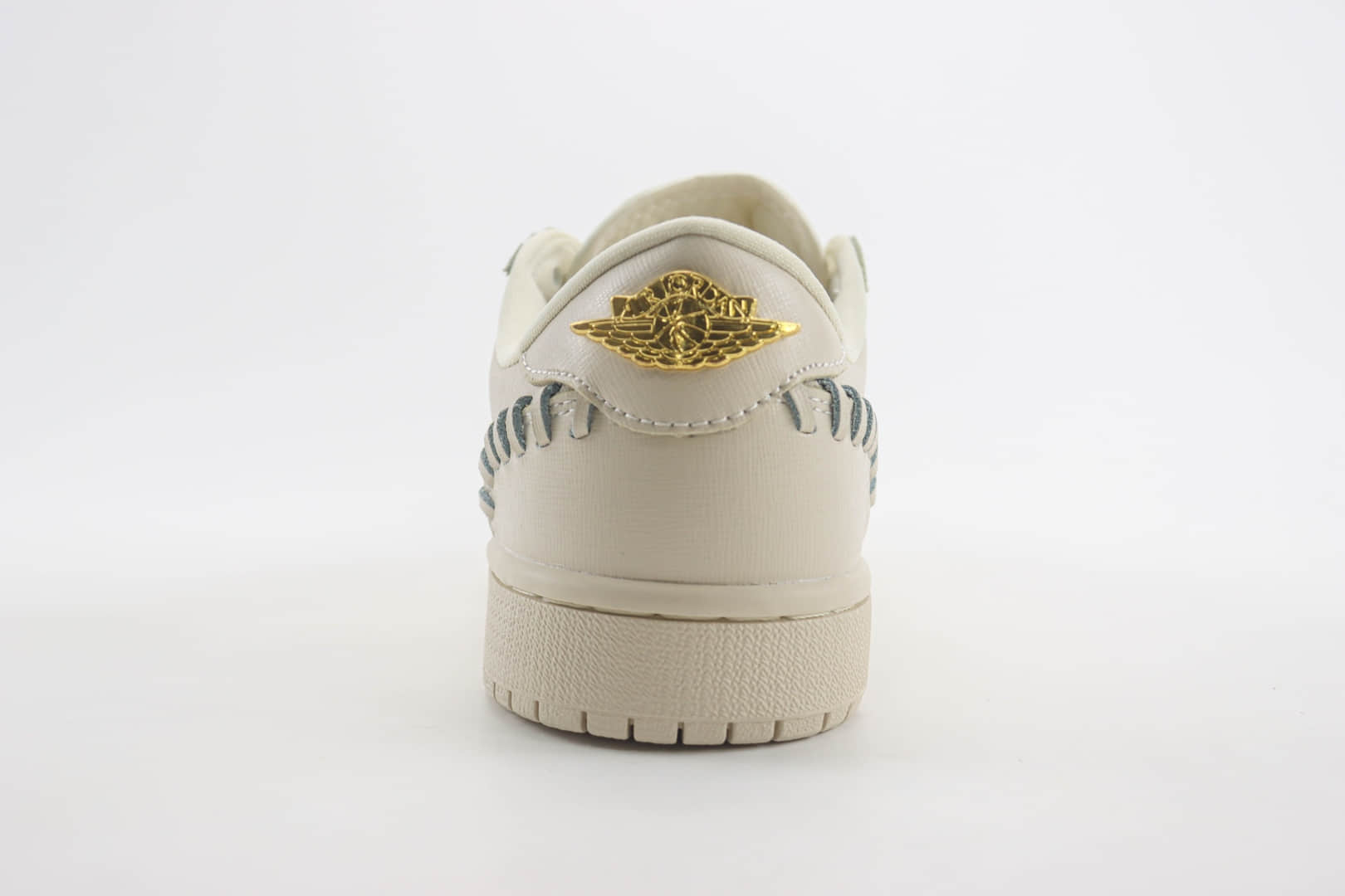 乔丹Air Jordan 1 Low纯原版本低帮AJ1米白金勾板鞋 莆田AJ货源 货号：FN5032-200