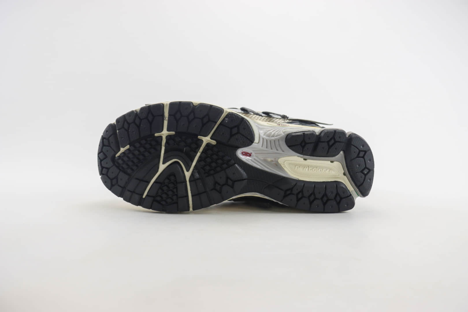新百伦New Balance 1906纯原版本NB1906灰白黄复古老爹鞋 莆田鞋批发 货号：M1906AD