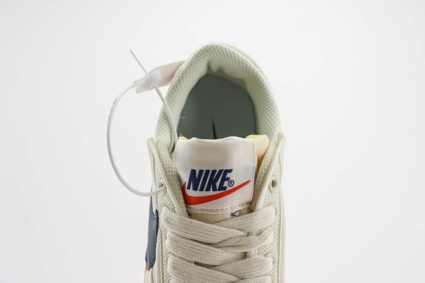 耐克Nike Blazer Low‘77 Jumbo纯原版本开拓者米白黑网面板鞋 莆田耐克货源 货号：DQ1470-107
