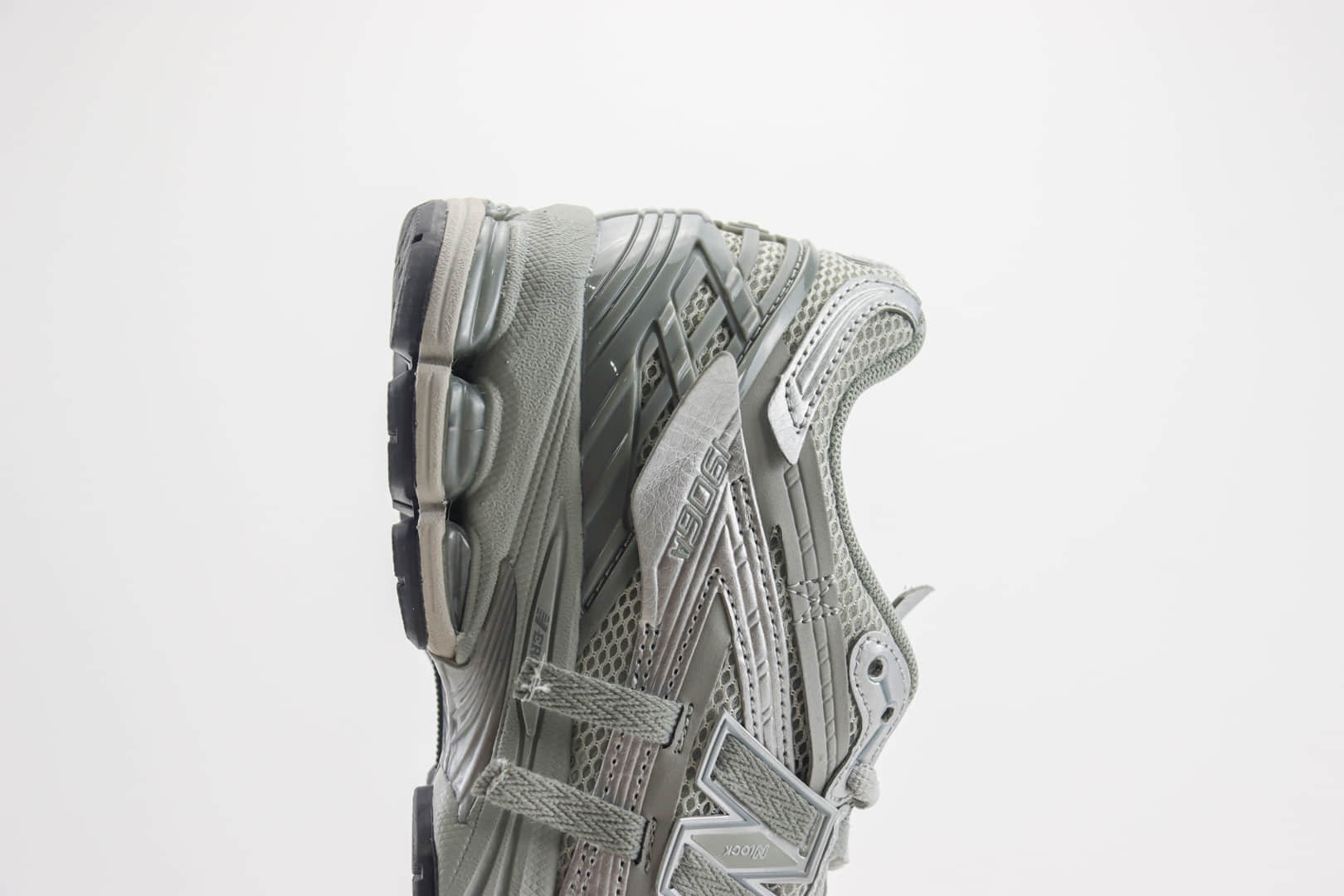 新百伦New Balance 1906纯原版本NB1906灰银色复古老爹鞋 莆田新百伦货源 货号：M1906AG
