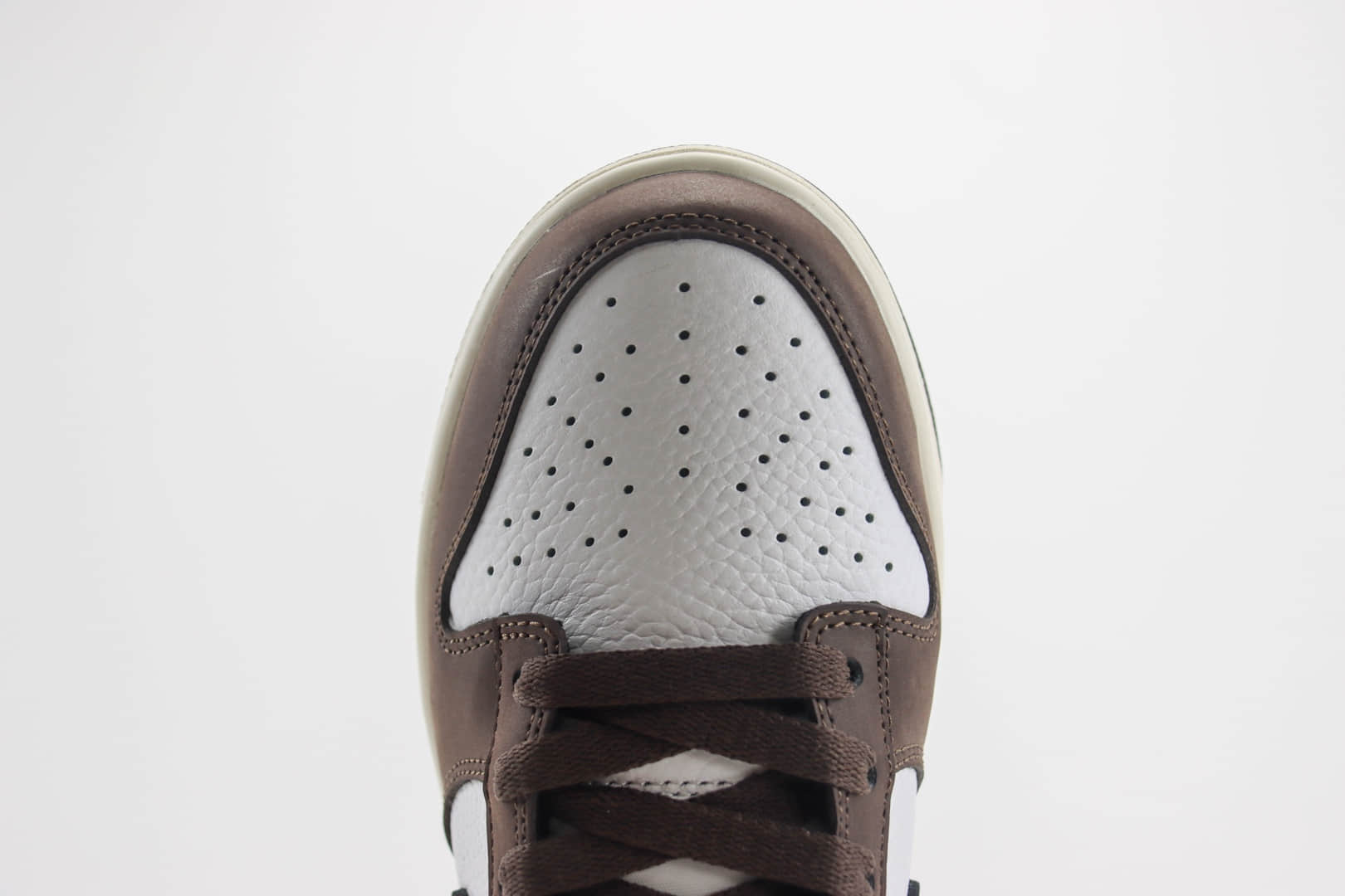 耐克Nike SB Dunk Low纯原版本低帮SB Dunk白黑棕滑板板鞋 莆田耐克批发 货号：HF4292-200
