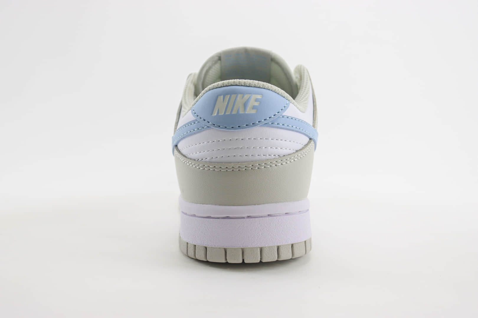 耐克Nike SB Dunk Low纯原版本低帮SB Dunk灰白蓝勾板鞋 莆田复刻鞋货源 货号：HF0023-100